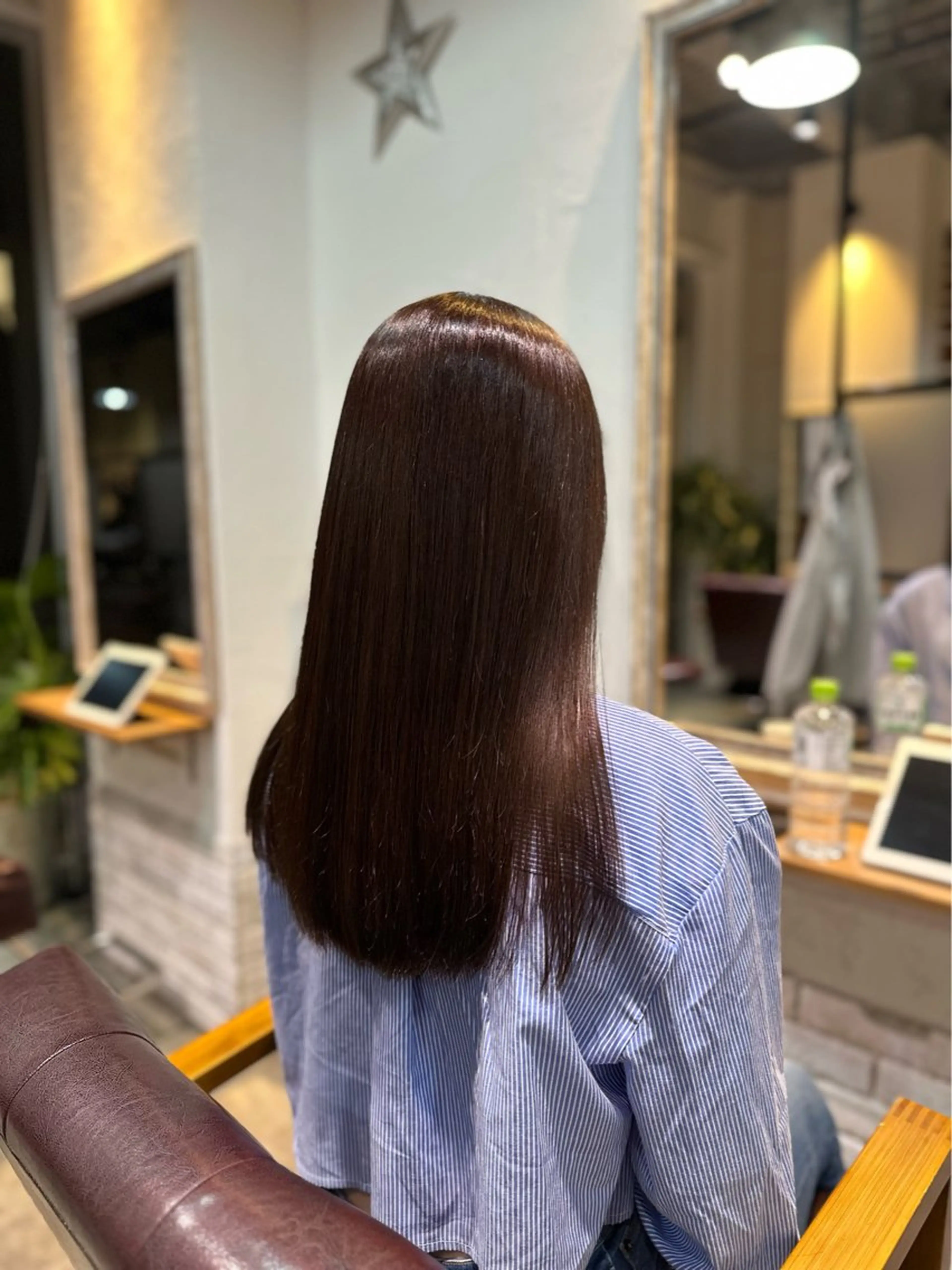 セミロング ヘアカラー loup yunaのヘアスタイル