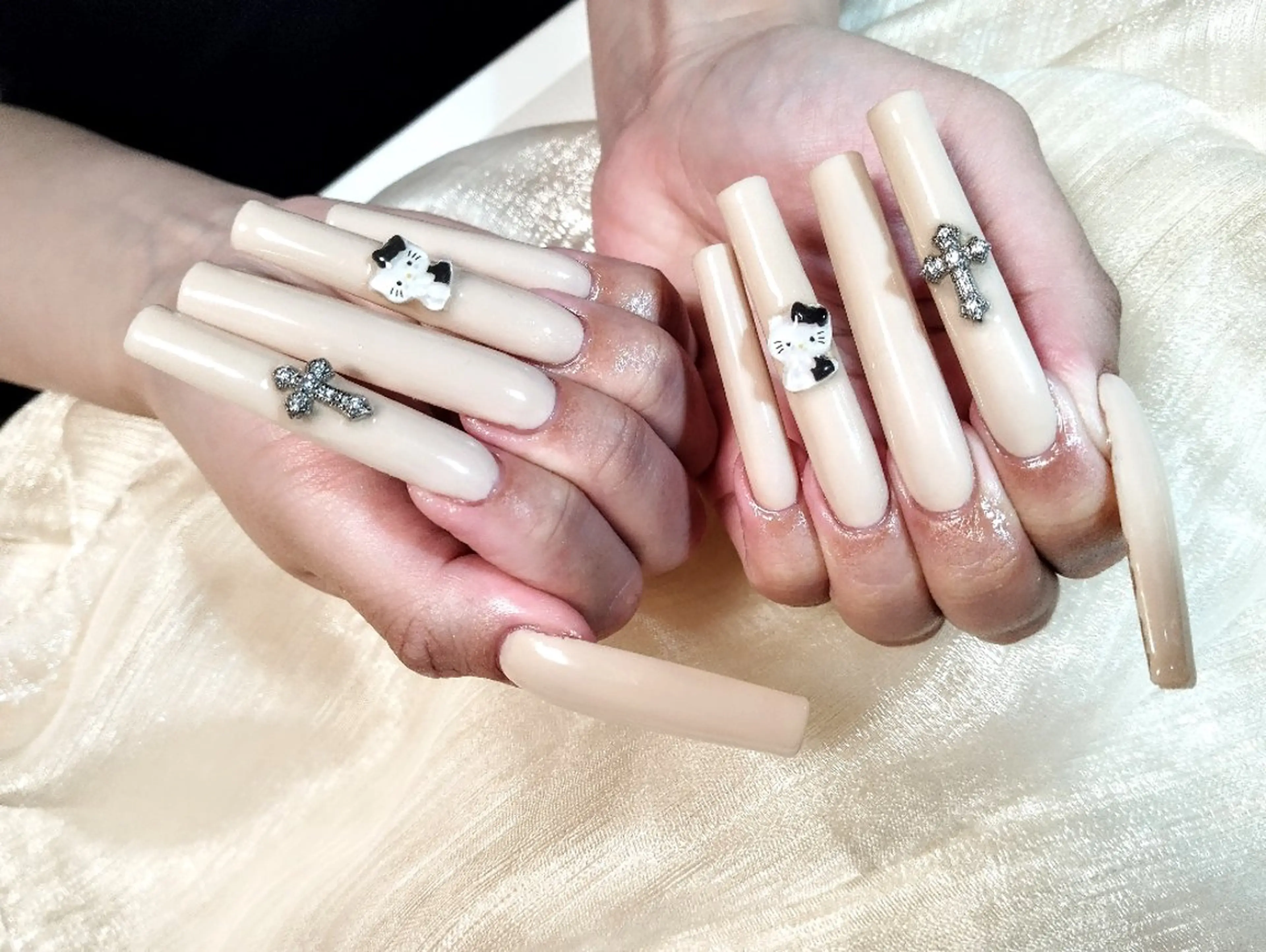 ネイル ハンドネイル ハンドケア ＤI'A ネイルサロンのネイルデザイン