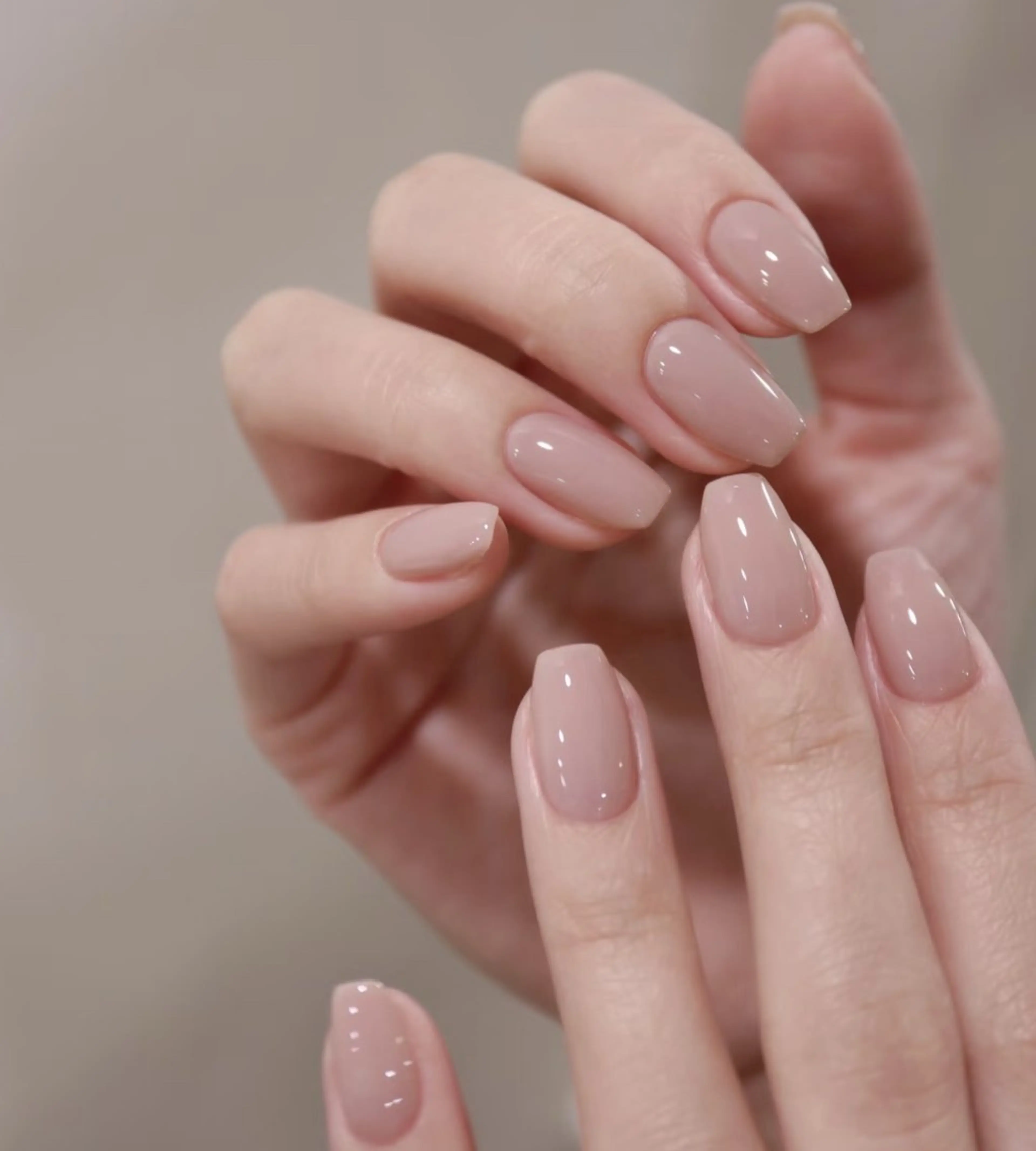 ネイル チークネイル 長さ出し フレンチネイル ジェルネイル キラキラネイル ハンドネイル ハンドケア ✨Serenity Nail salonのネイルデザイン