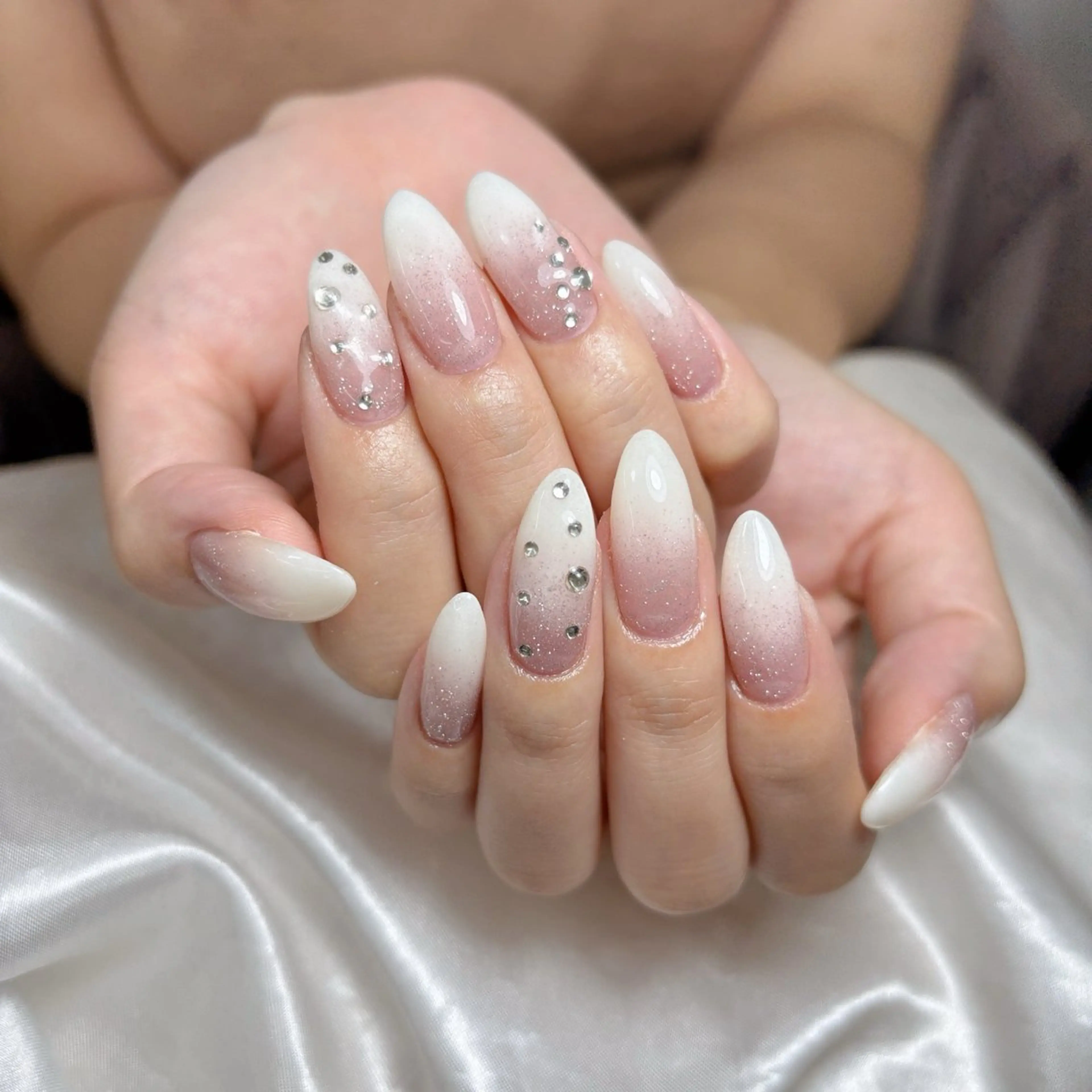 ネイル MOON nailsのネイルデザイン