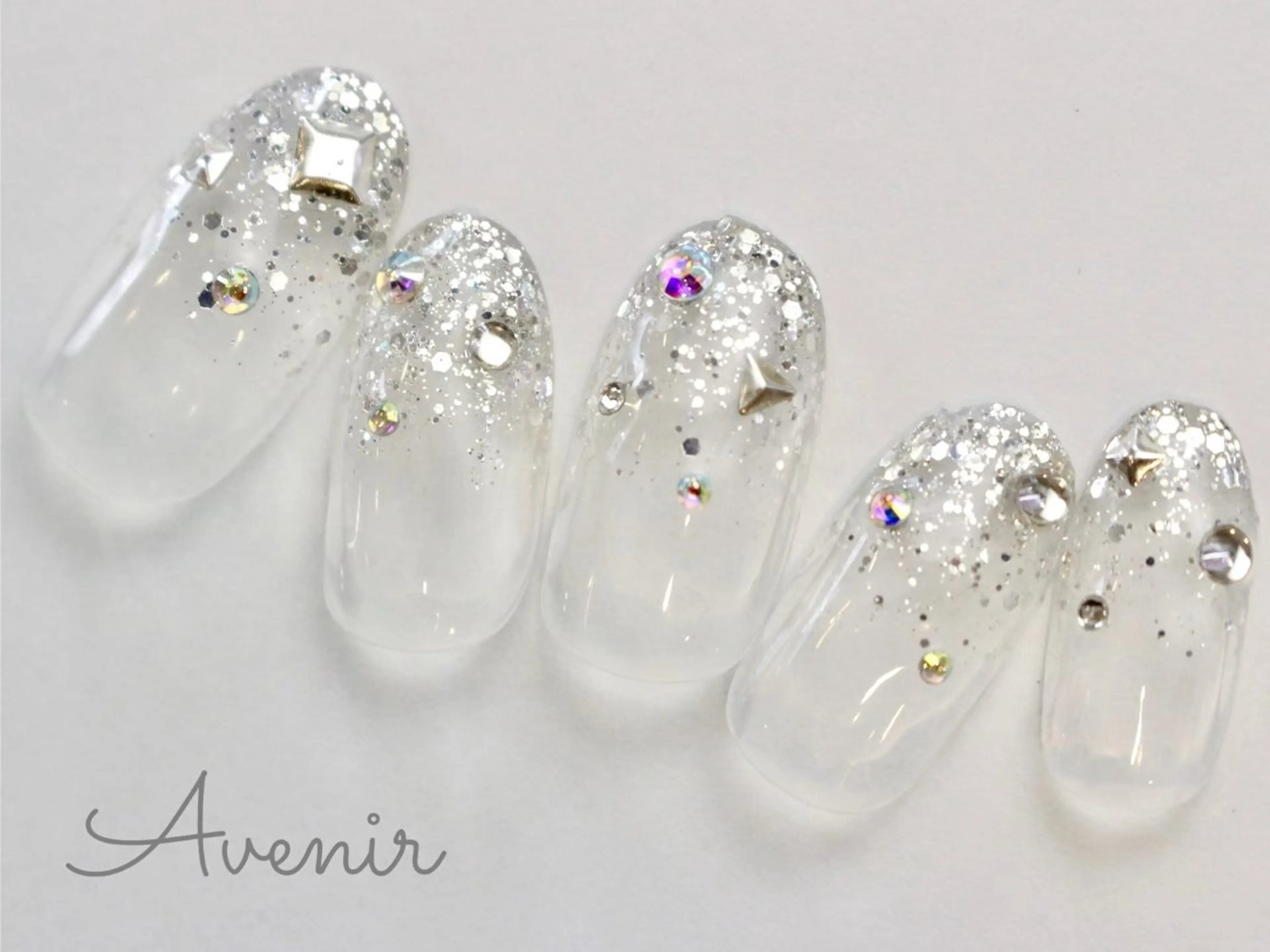 ネイル フットネイル Avenir 表参道 nail＆eye予約のネイルデザイン