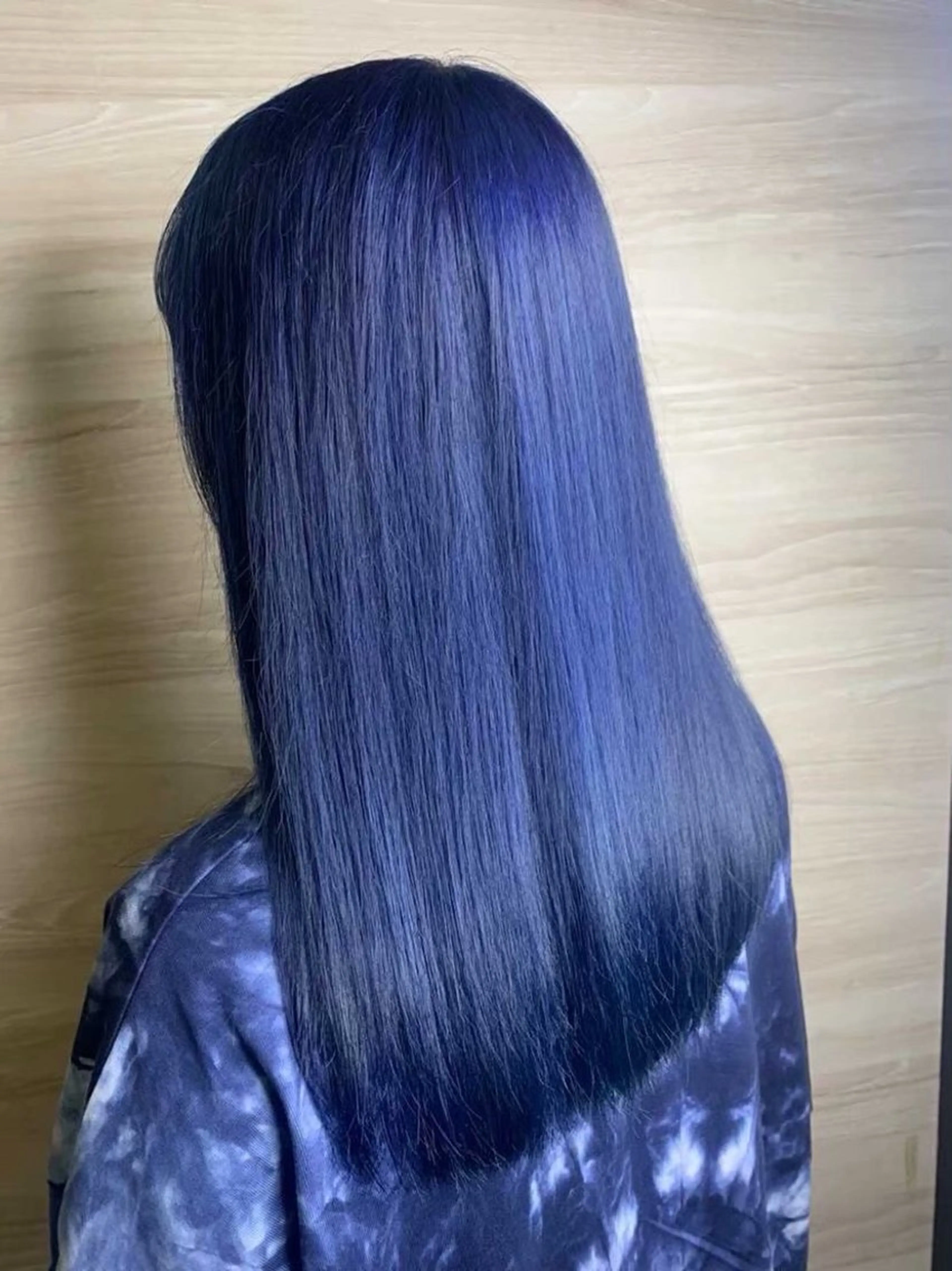 ロング カラー ヘアカラー 五十嵐航斗 ハイトーンのヘアスタイル