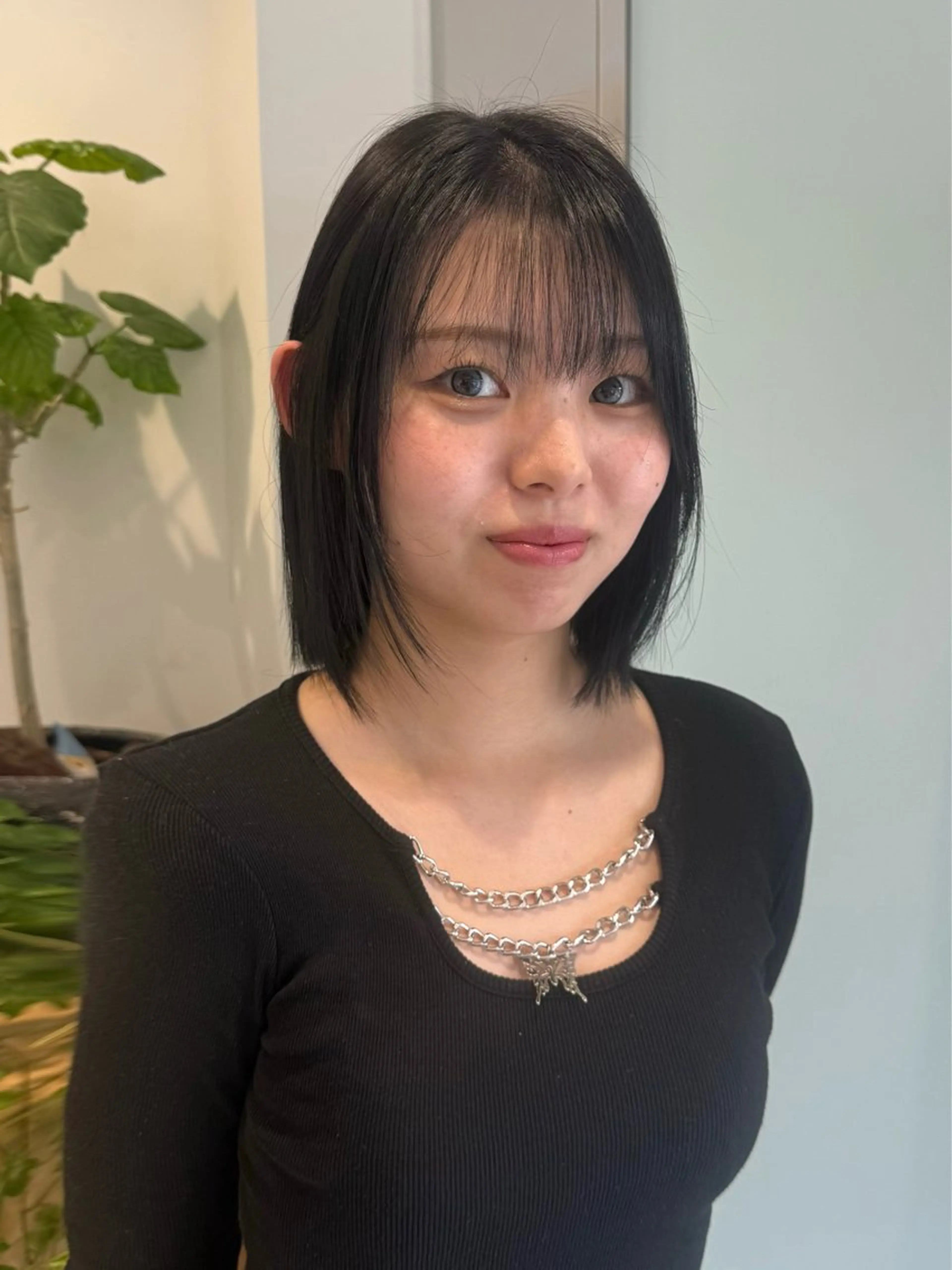 ショート ヘアカラー ️🫧透明感カラー& 髪質改善🎀いさきのヘアスタイル