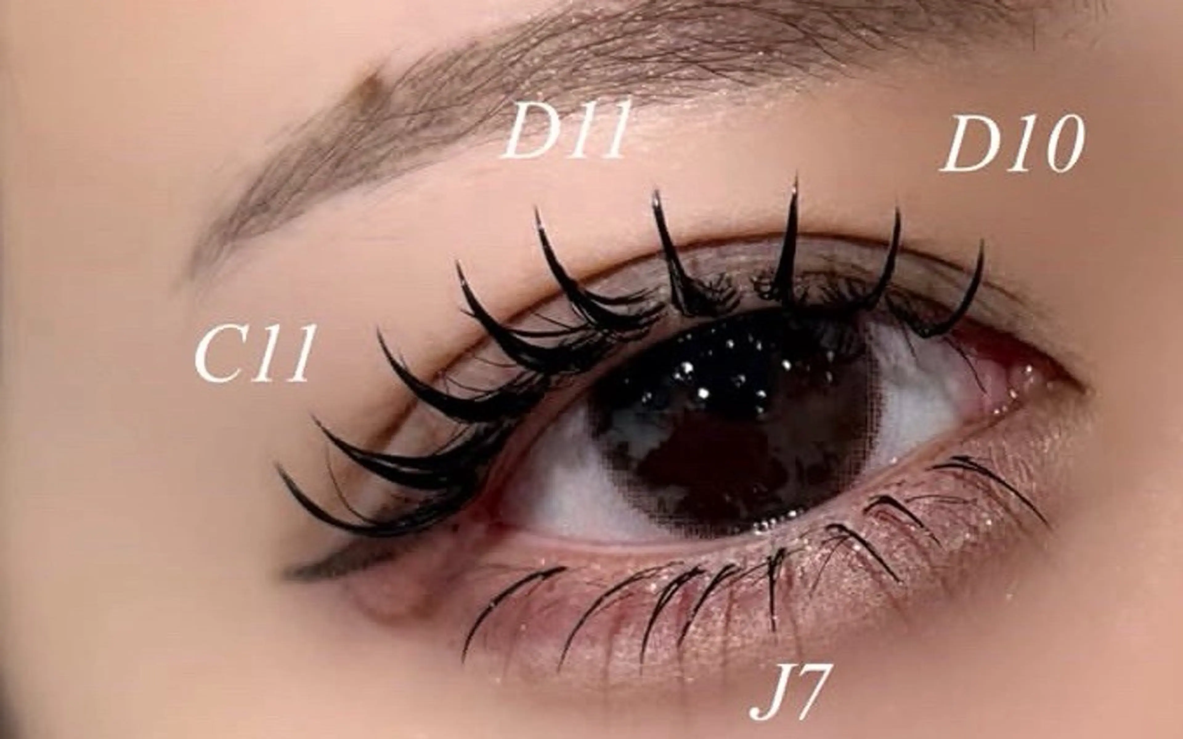 🦋LEDフラットラッシュ🦋上~140+下~40本まで選択可【上オフ無料】の写真