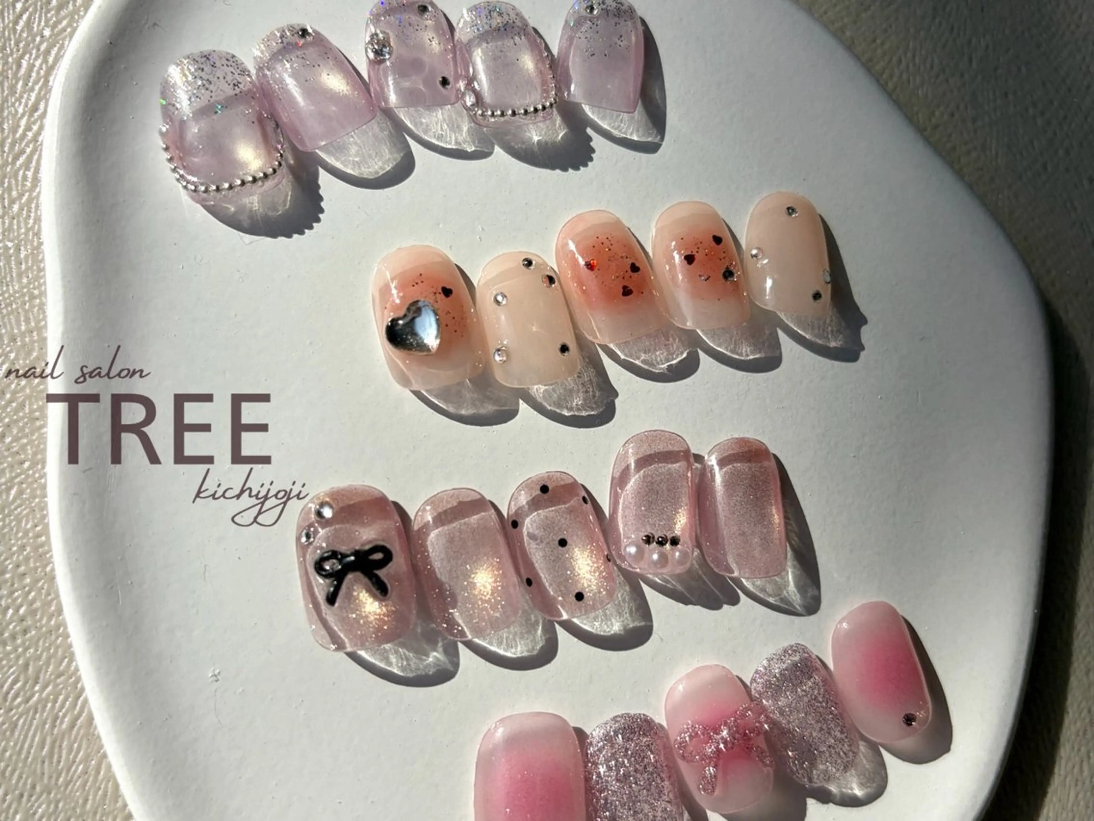 【オフあり】定額 ワンホンネイル🎀チーク,マグネット,フラッシュetc♡デザイン8種/パラジェル(+550円)変更可◎の写真