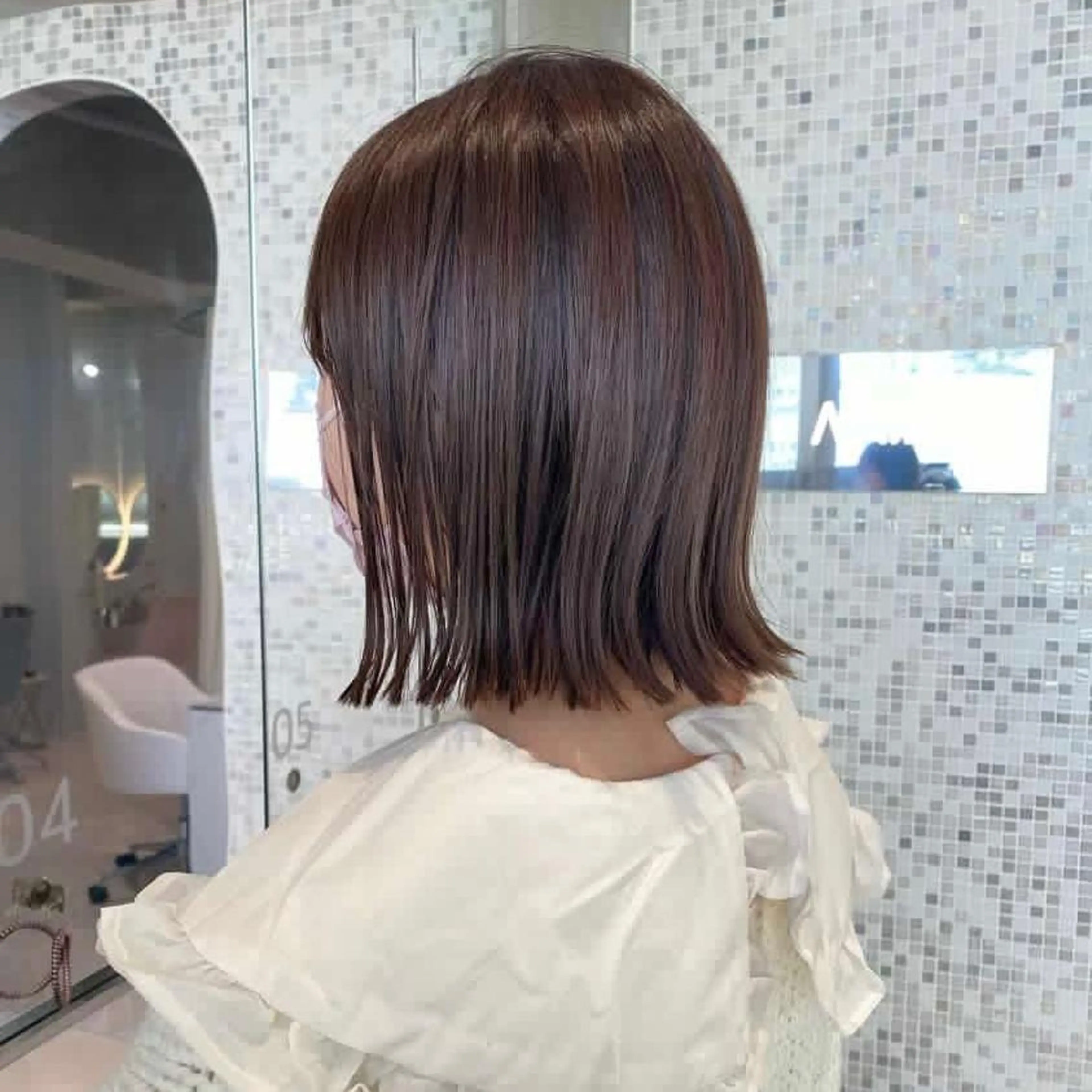ショート カラー パーマ ヘアアレンジ 切りっぱなしボブ ボブ カット トリートメント ヘッドスパ ヘアセット 押切 響　のヘアスタイル