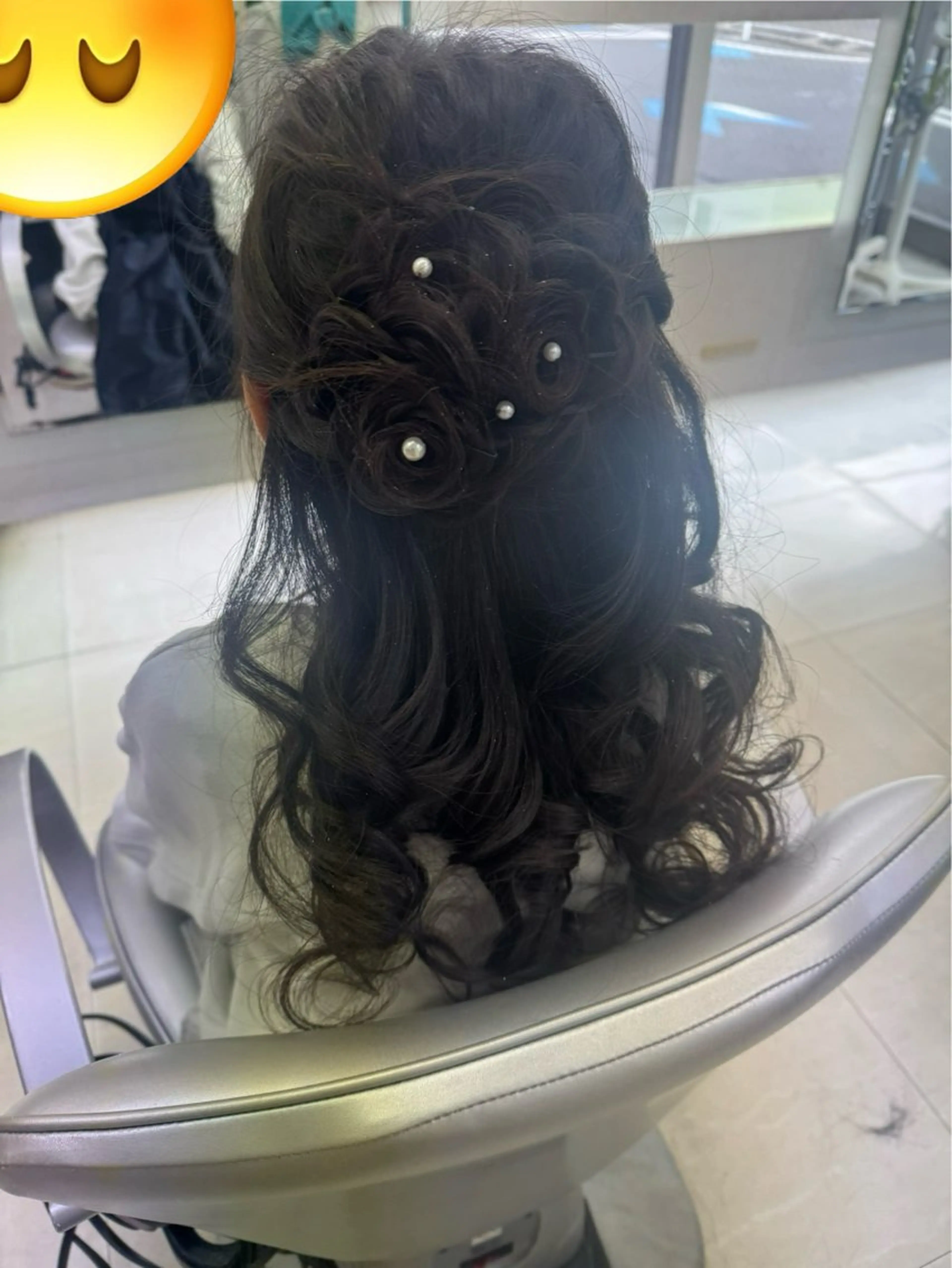 タカハシ リナのヘアスタイル