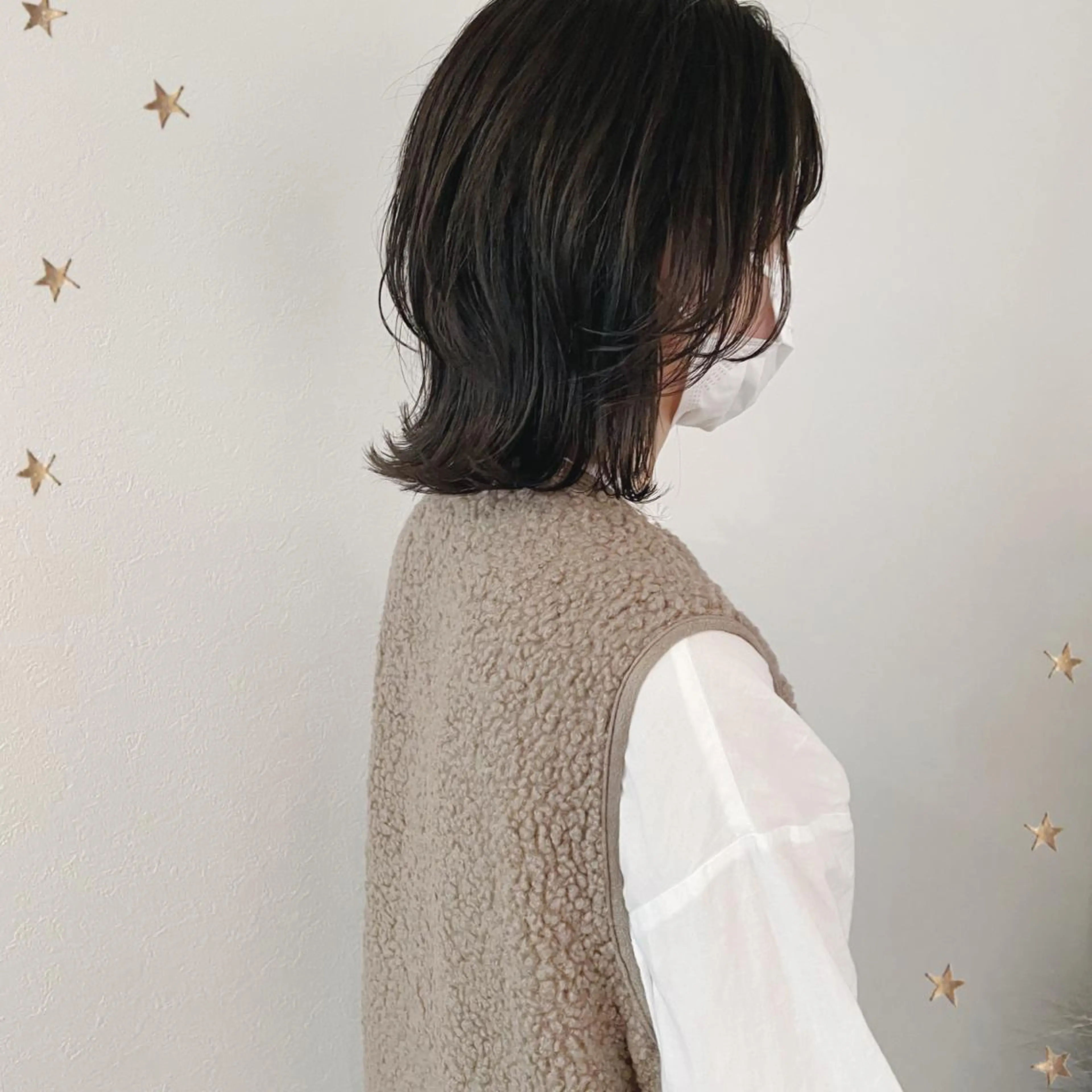 ミディアム カット 市川 千夏のヘアスタイル
