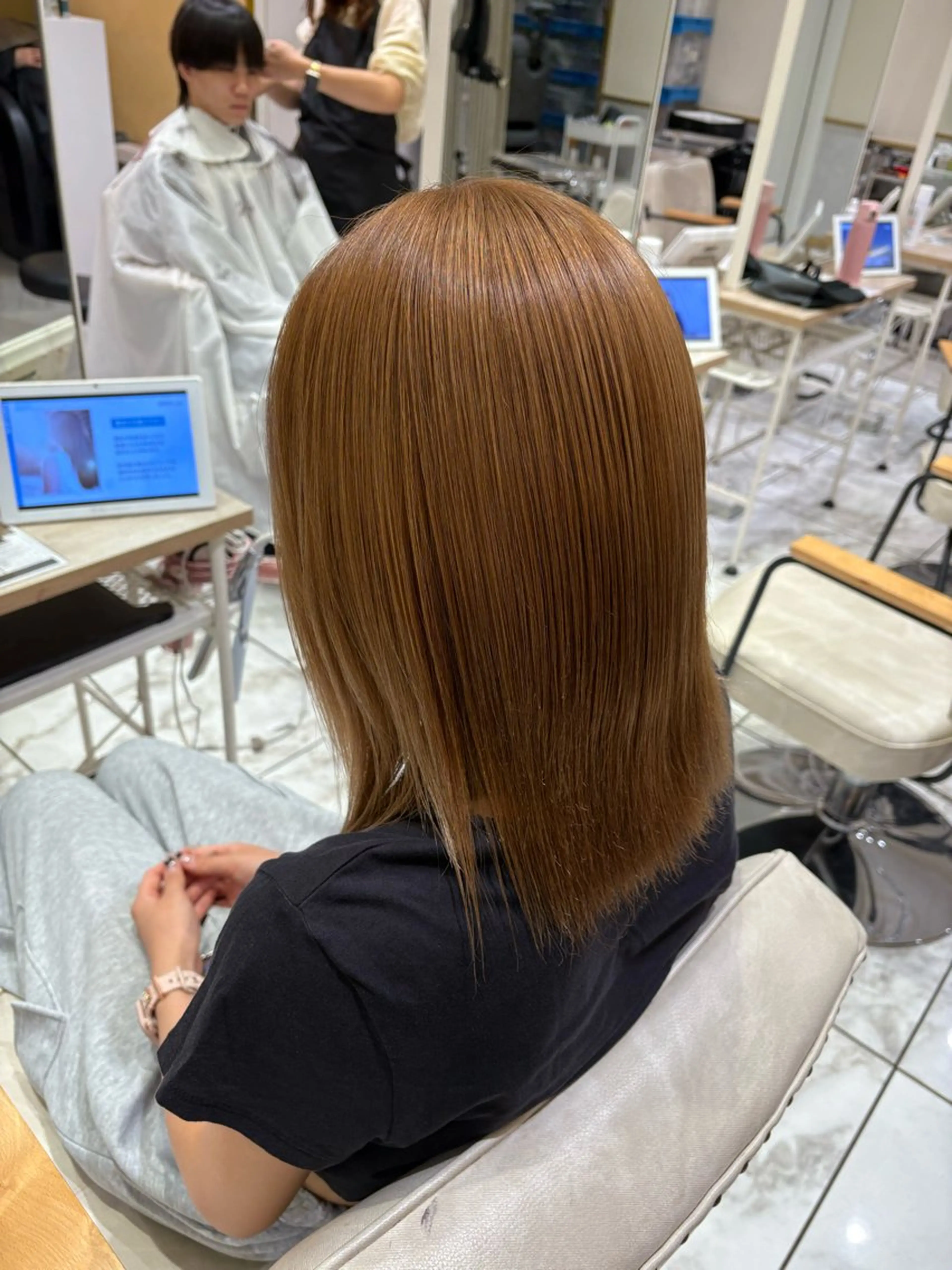 ミディアム yurika🎀 透明感カラー🫧のヘアスタイル