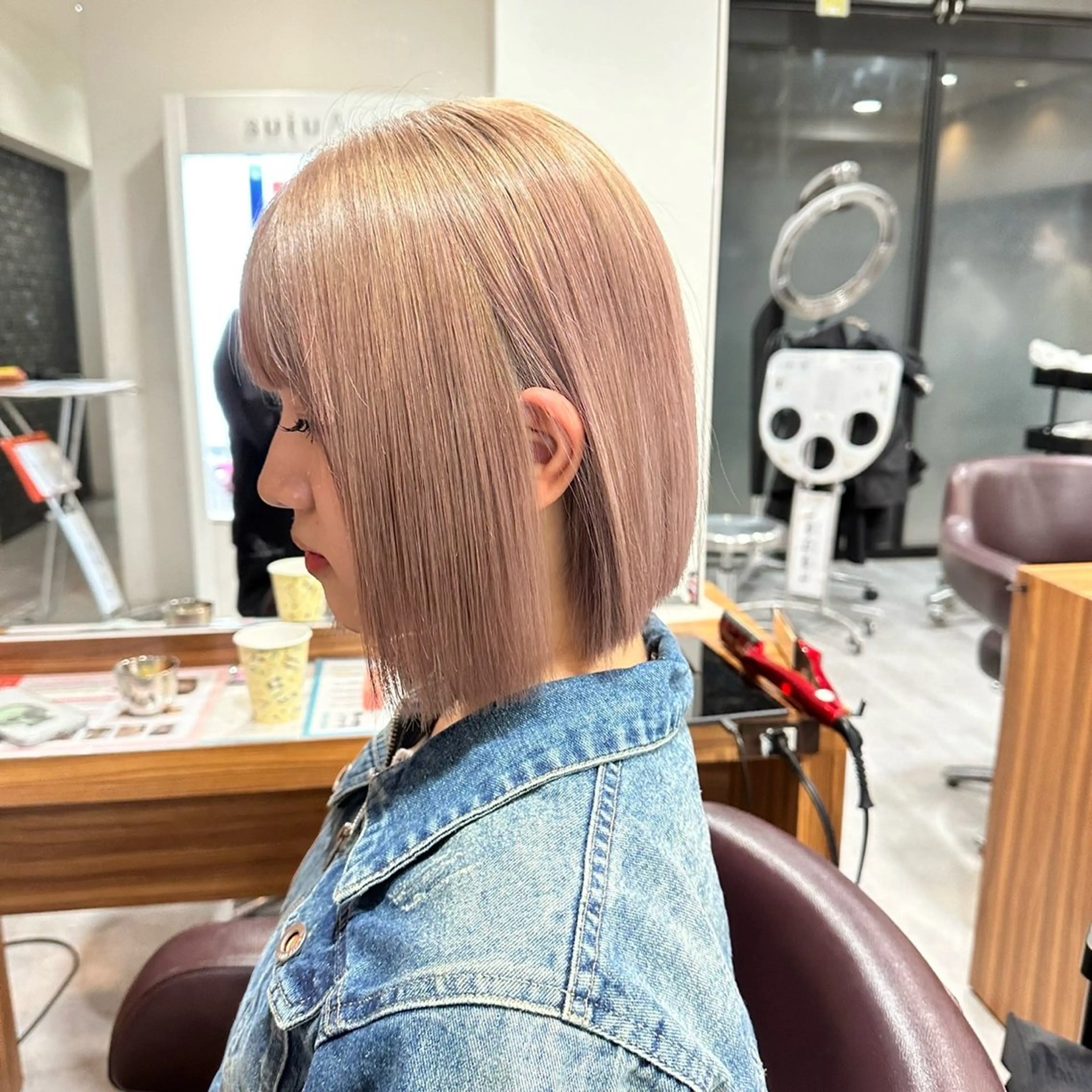 カラー ベージュカラー ハイトーンカラー ミルクティーベージュ ブリーチカラー 🦋RANA🦋のヘアスタイル