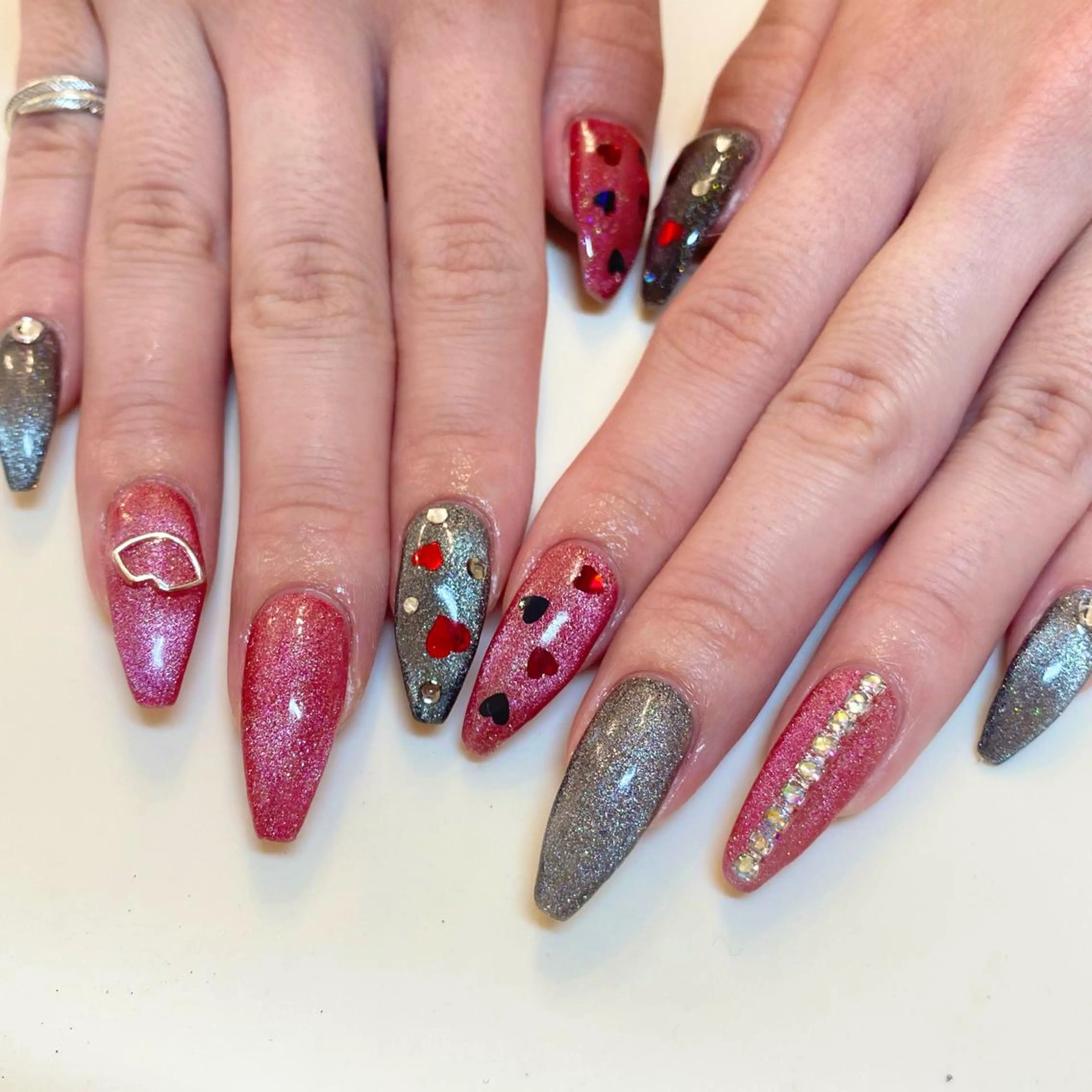 ネイル ハンドネイル 藤原 みゆのネイルデザイン