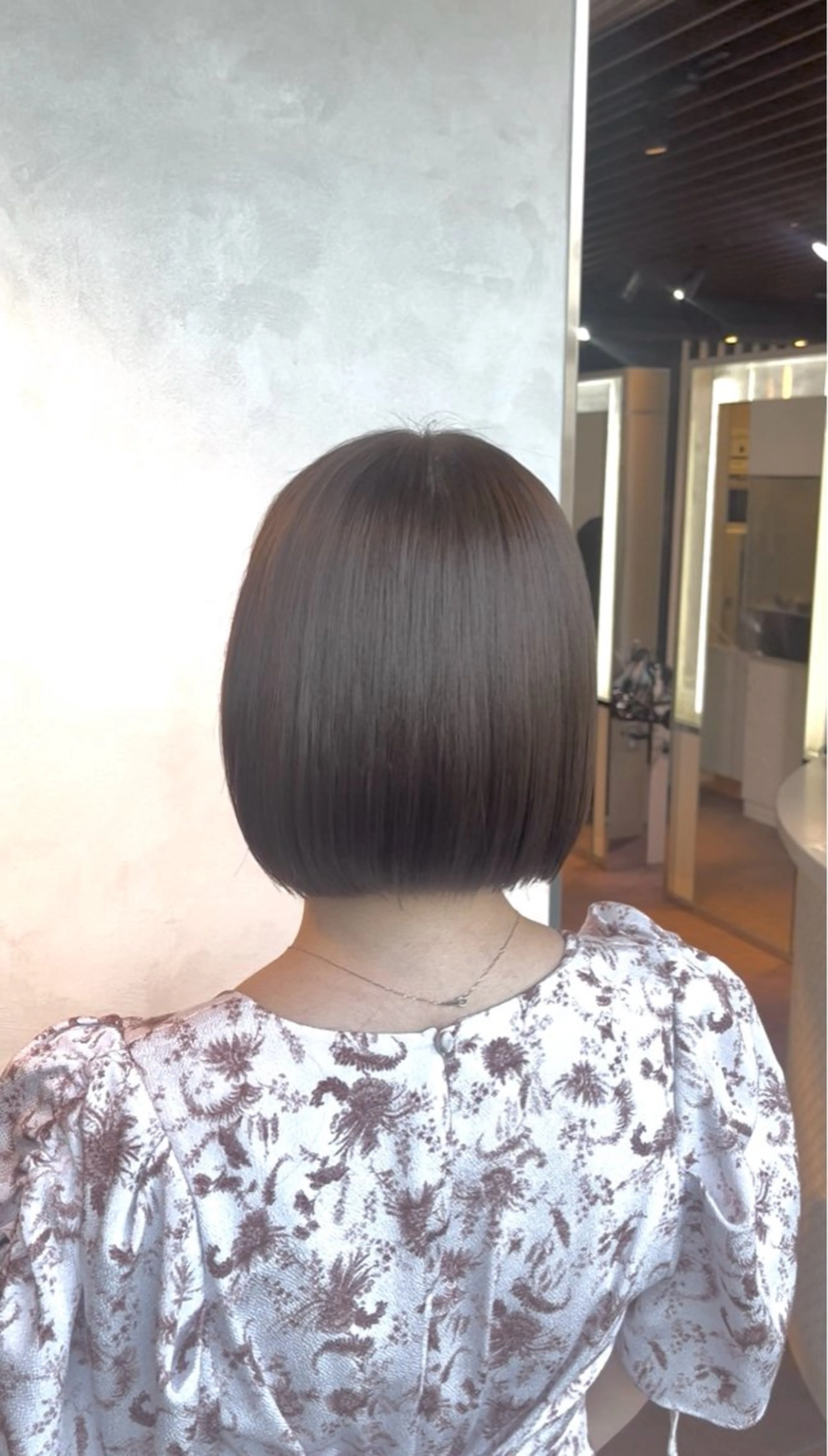 カラー グレージュ ヘーゼル 都築 明日香のヘアスタイル