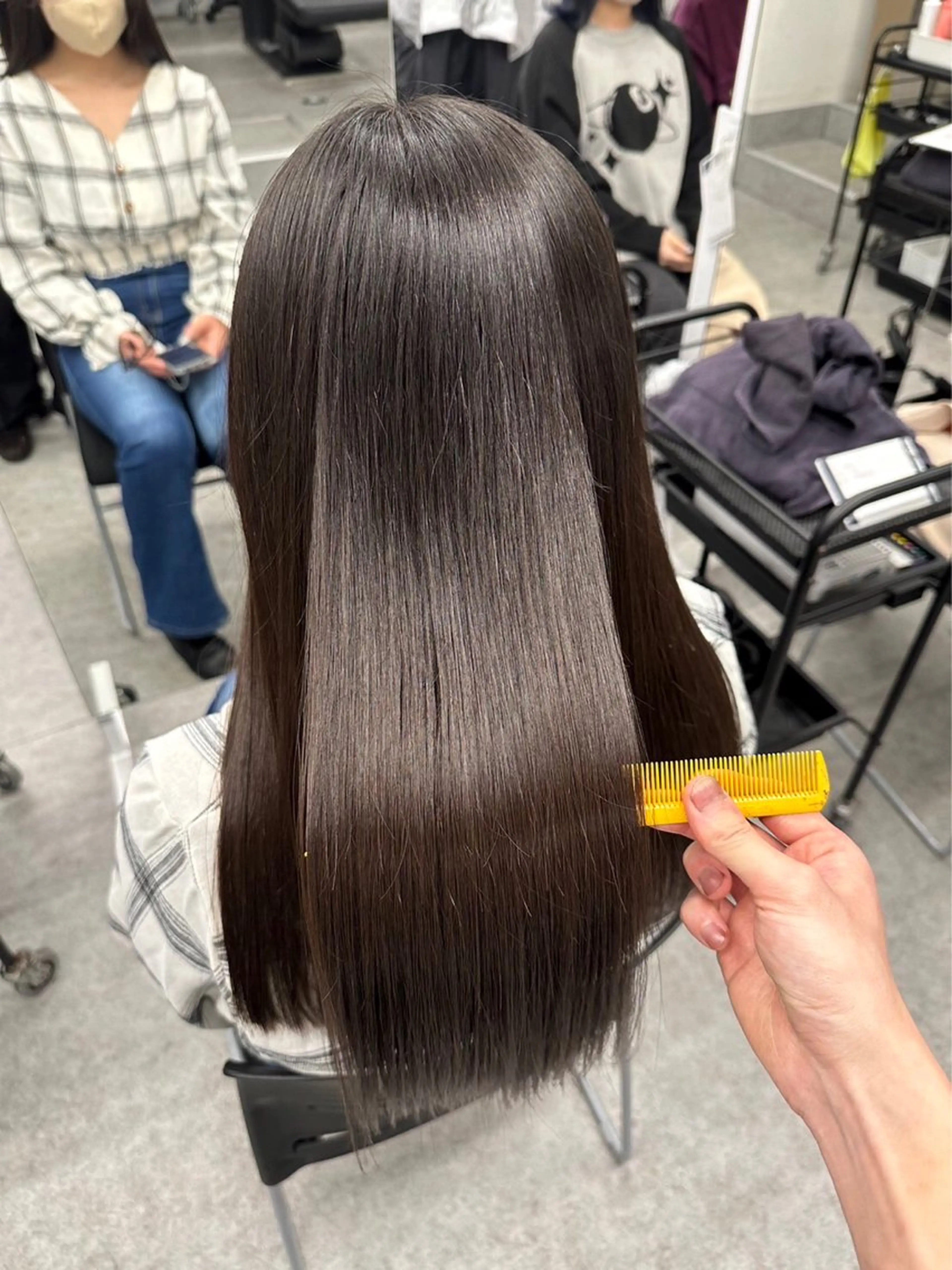 ロング カラー パーマ ブリーチ 透明感カラー ブリーチなしカラー 髪質改善 縮毛矯正 *【公式】銀座 ACADEMY🕊️のヘアスタイル