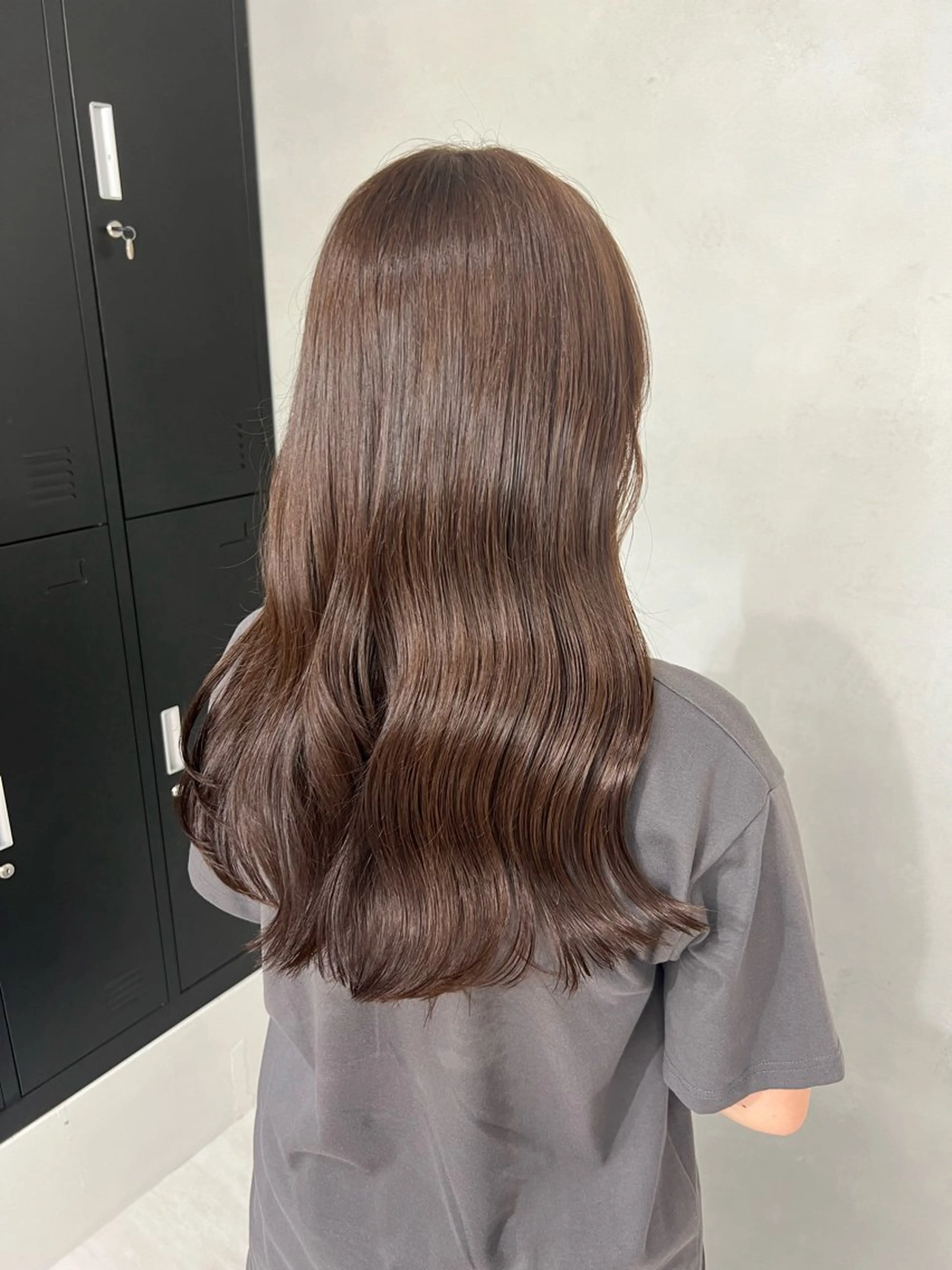 ロング カラー グレージュ 小森聖奈 韓国風レイヤーカットのその他イメージ