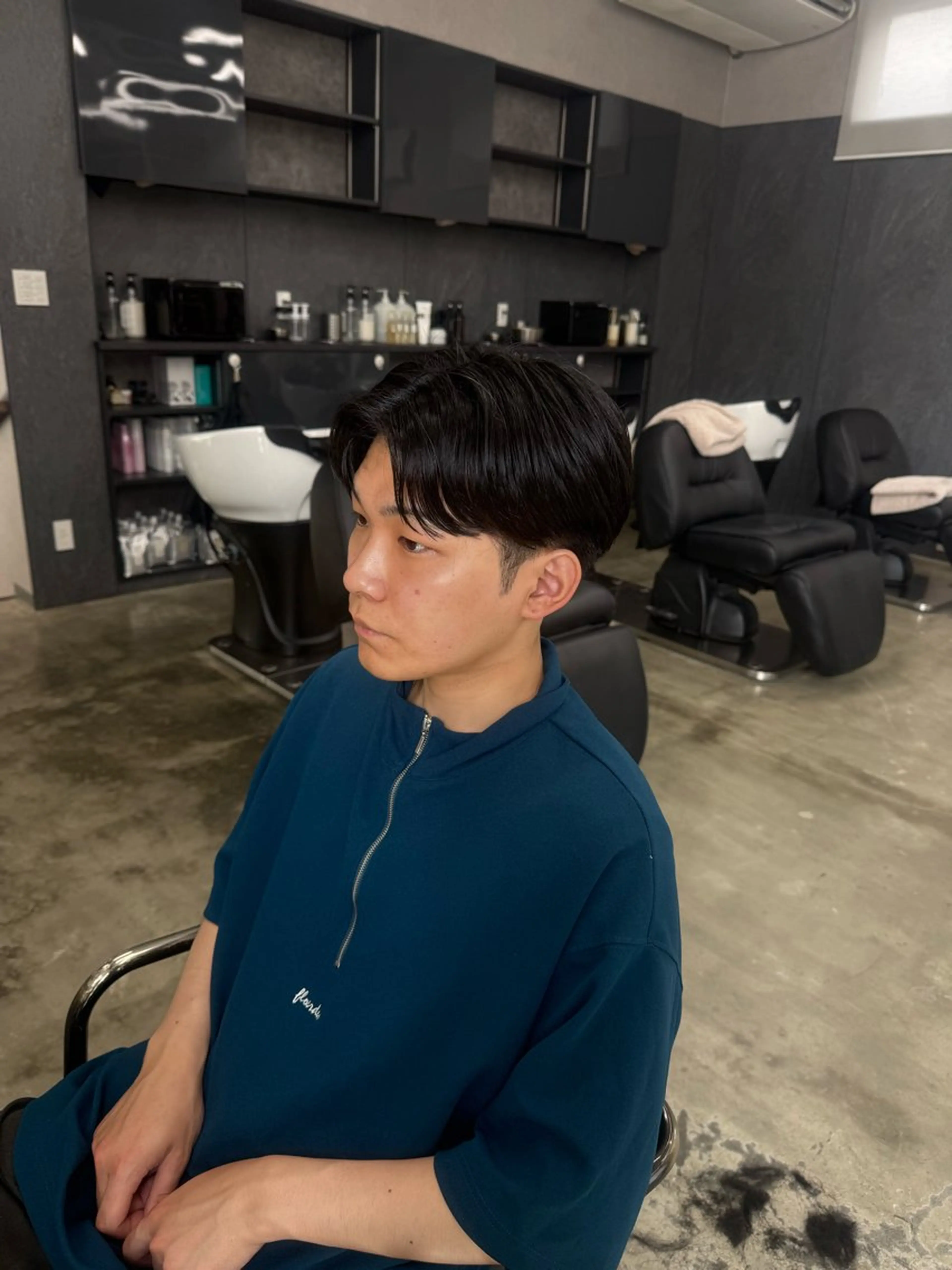 ミディアム 野上 晃生のヘアスタイル
