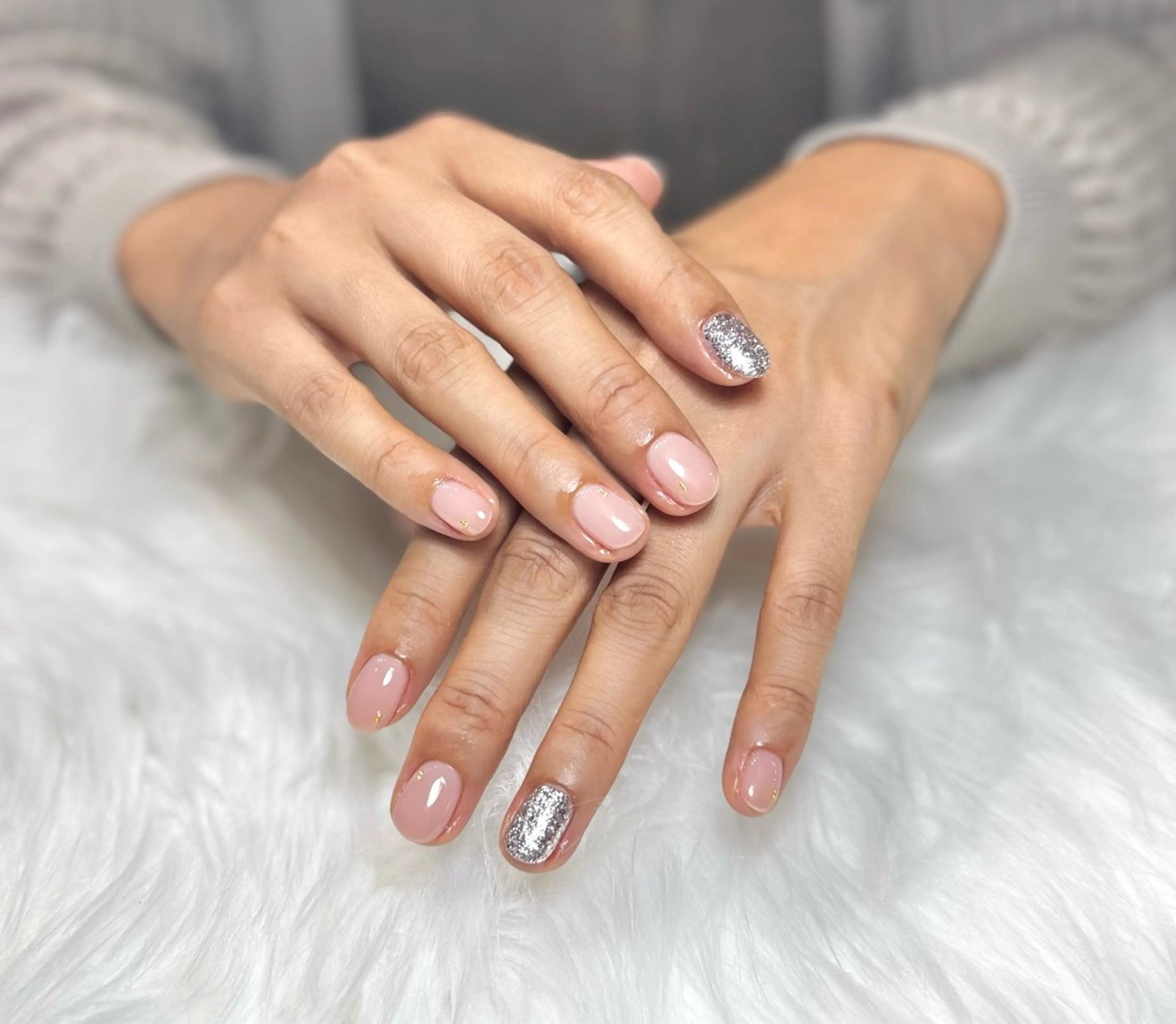 ネイル オーロラネイル チークネイル フットネイル フレンチネイル ジェルネイル ハンドネイル Nichi Nailsのネイルデザイン