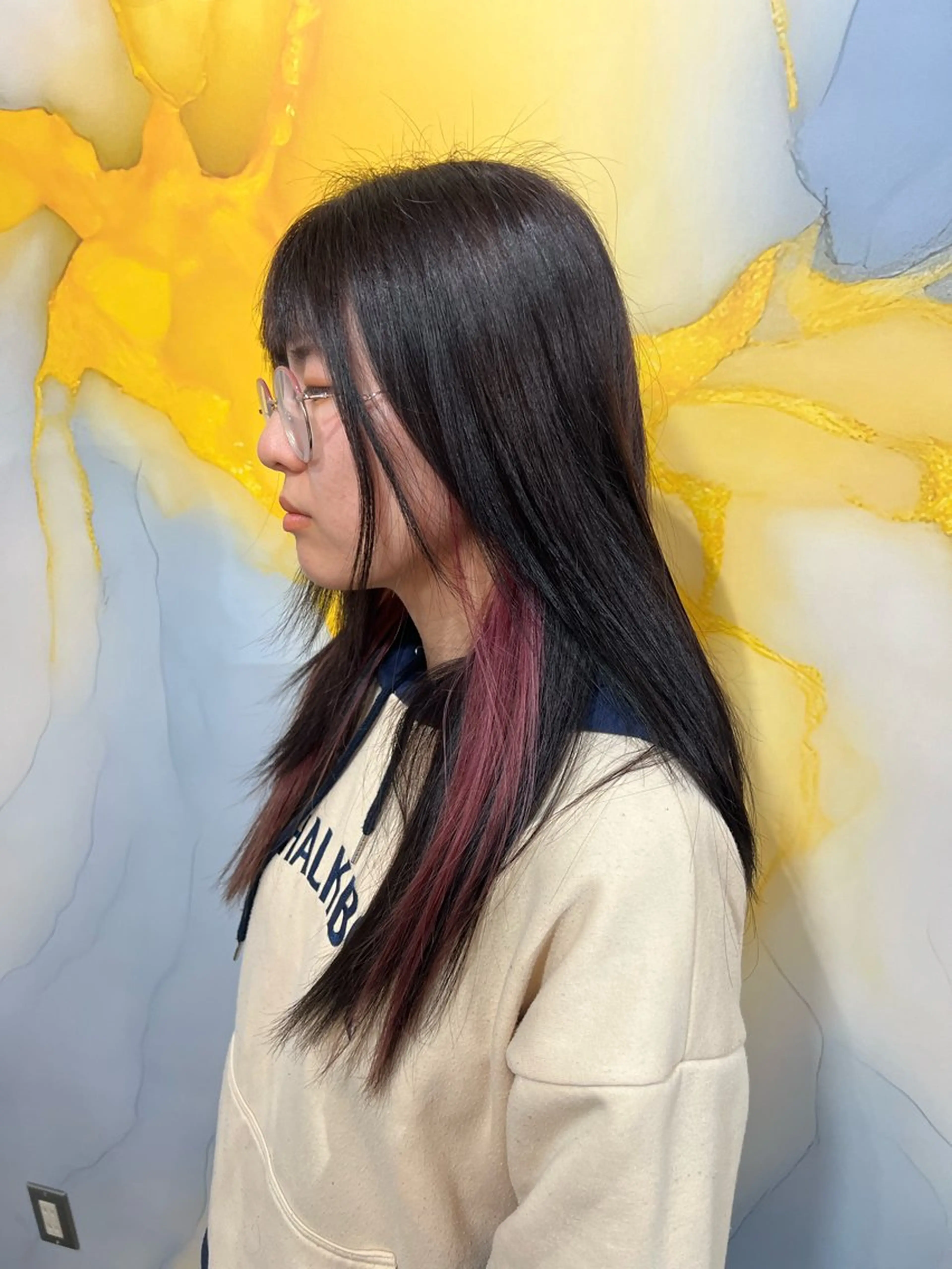 カラー イヤリングカラー ピンクカラー 野沢 亜美のヘアスタイル