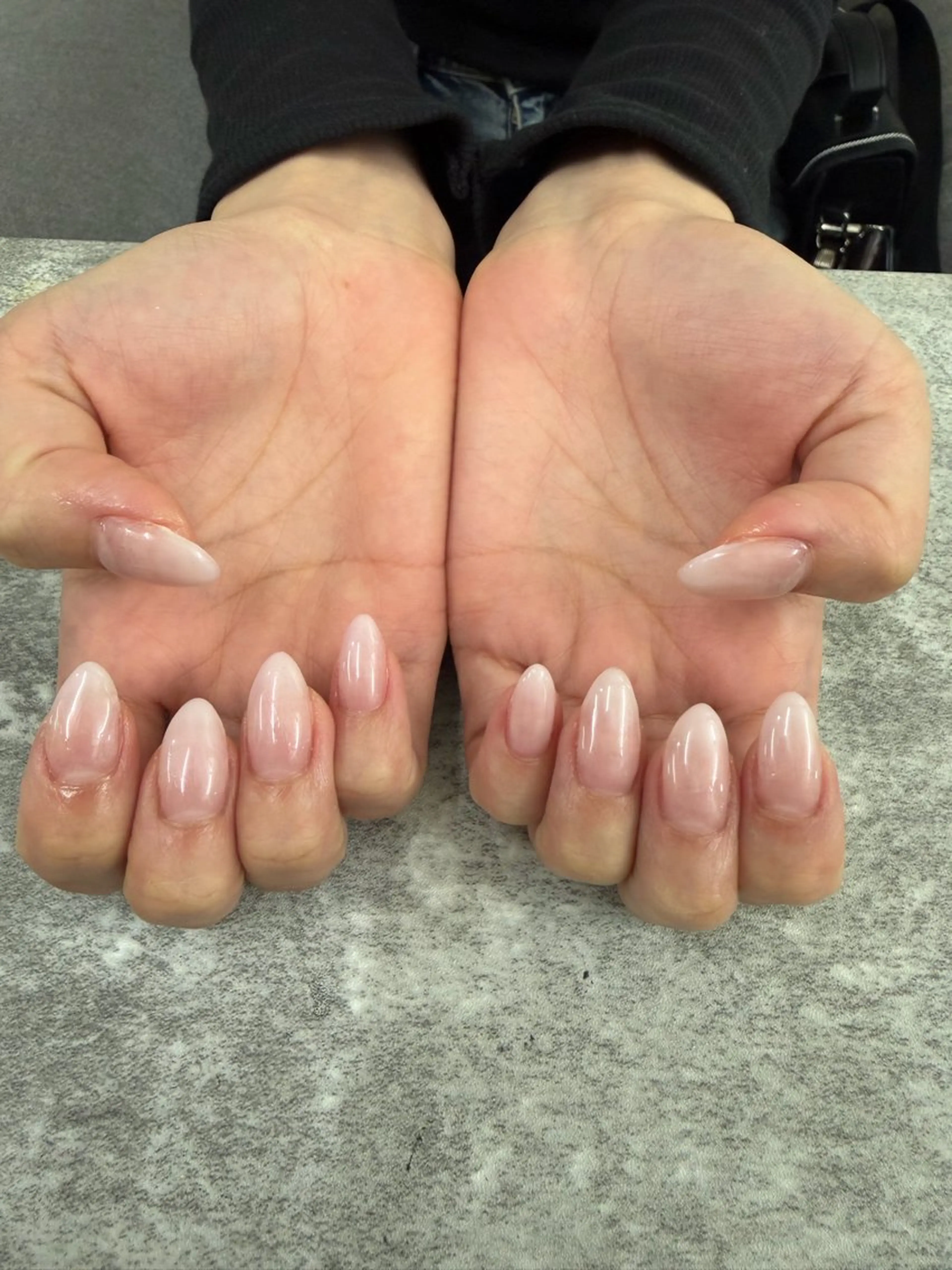 ネイル グラデーション LOCUS NAIL eyelash所属・LOCUS NAIL RINのネイルデザイン