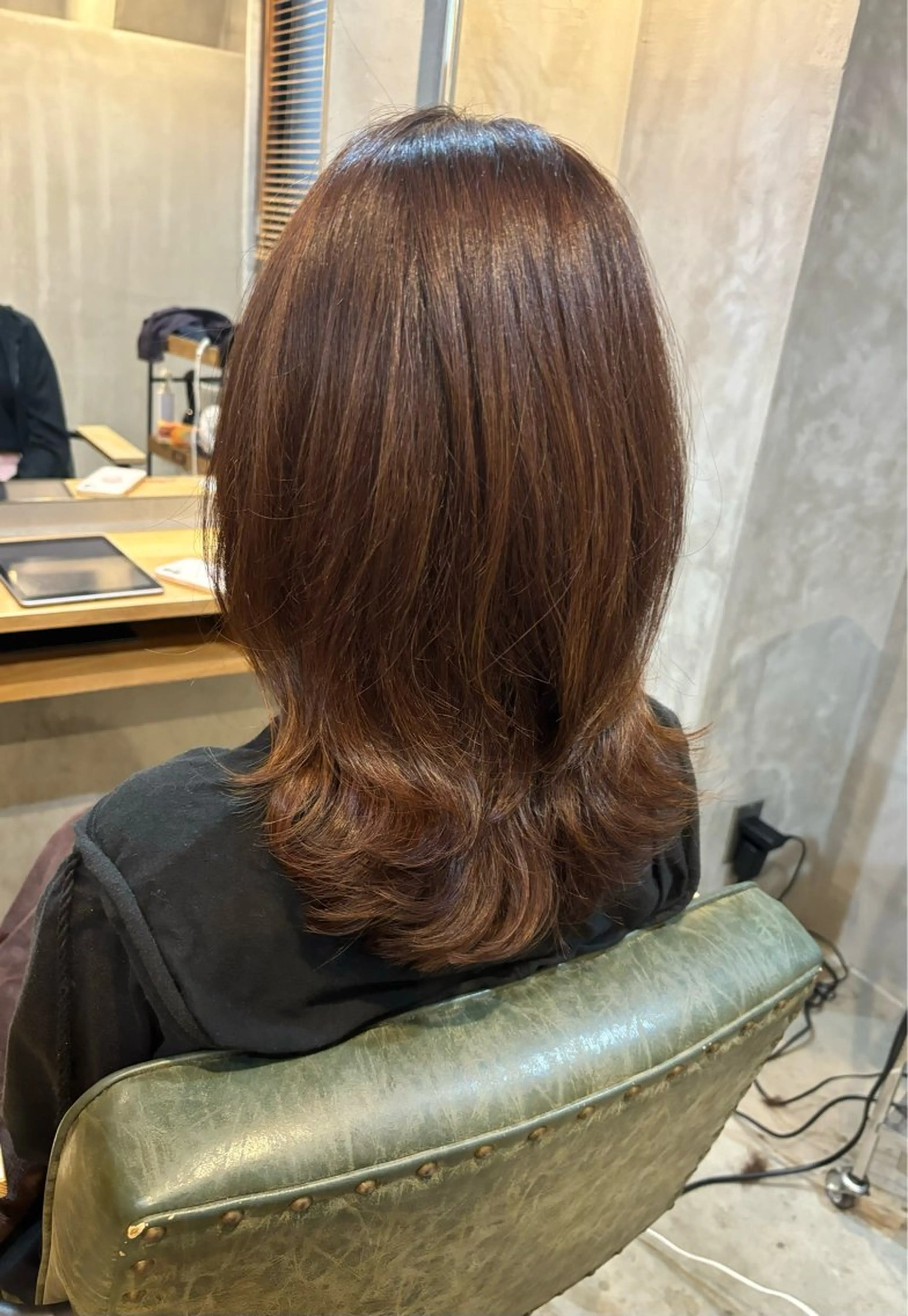 ミディアム • ユリナのヘアスタイル