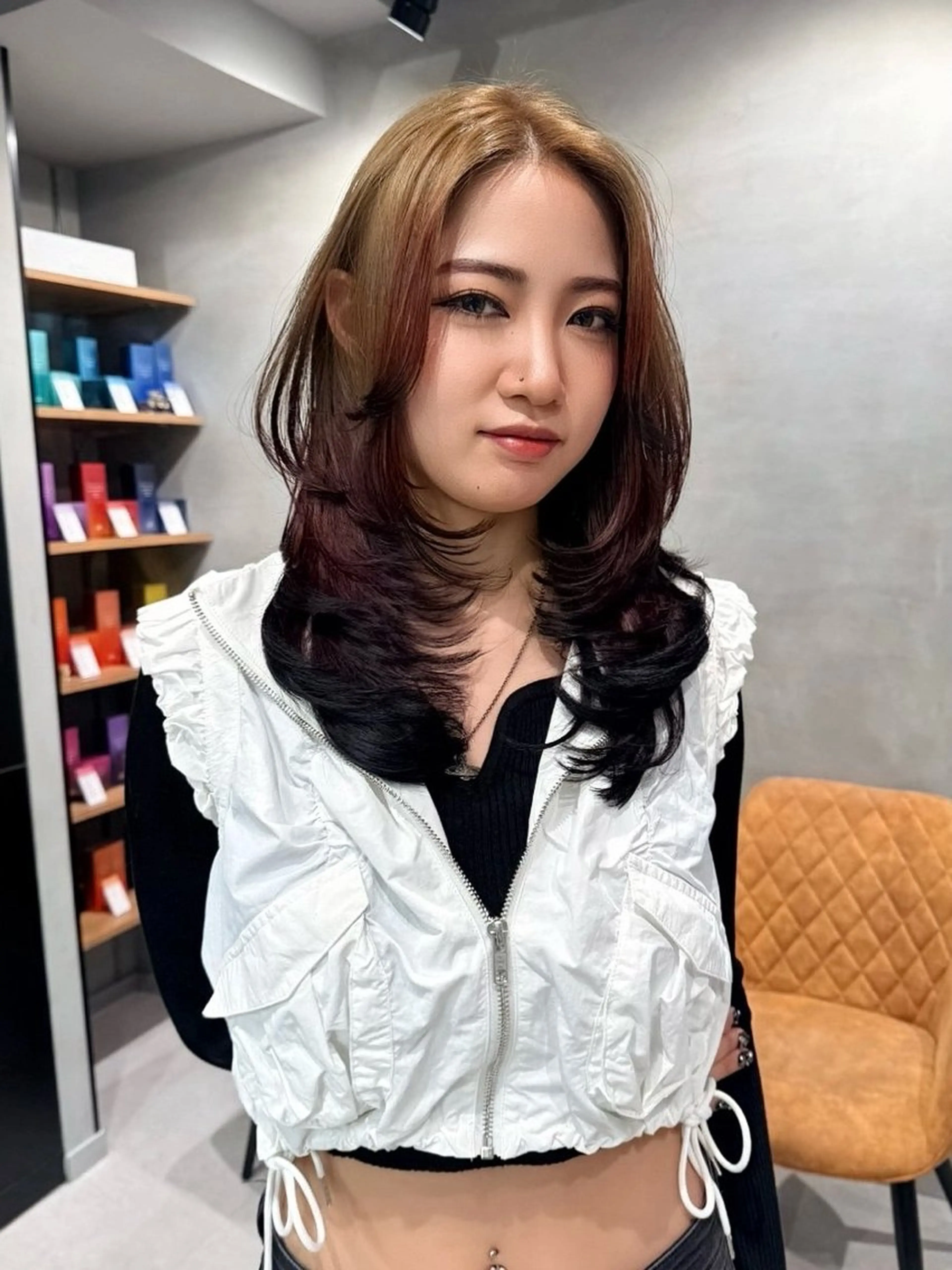 セミロング カラー ベージュカラー ブリーチ ブロンド ケアブリーチ 透明感カラー お悩み解決美容師🦚 片山/銀座/有楽町のヘアスタイル