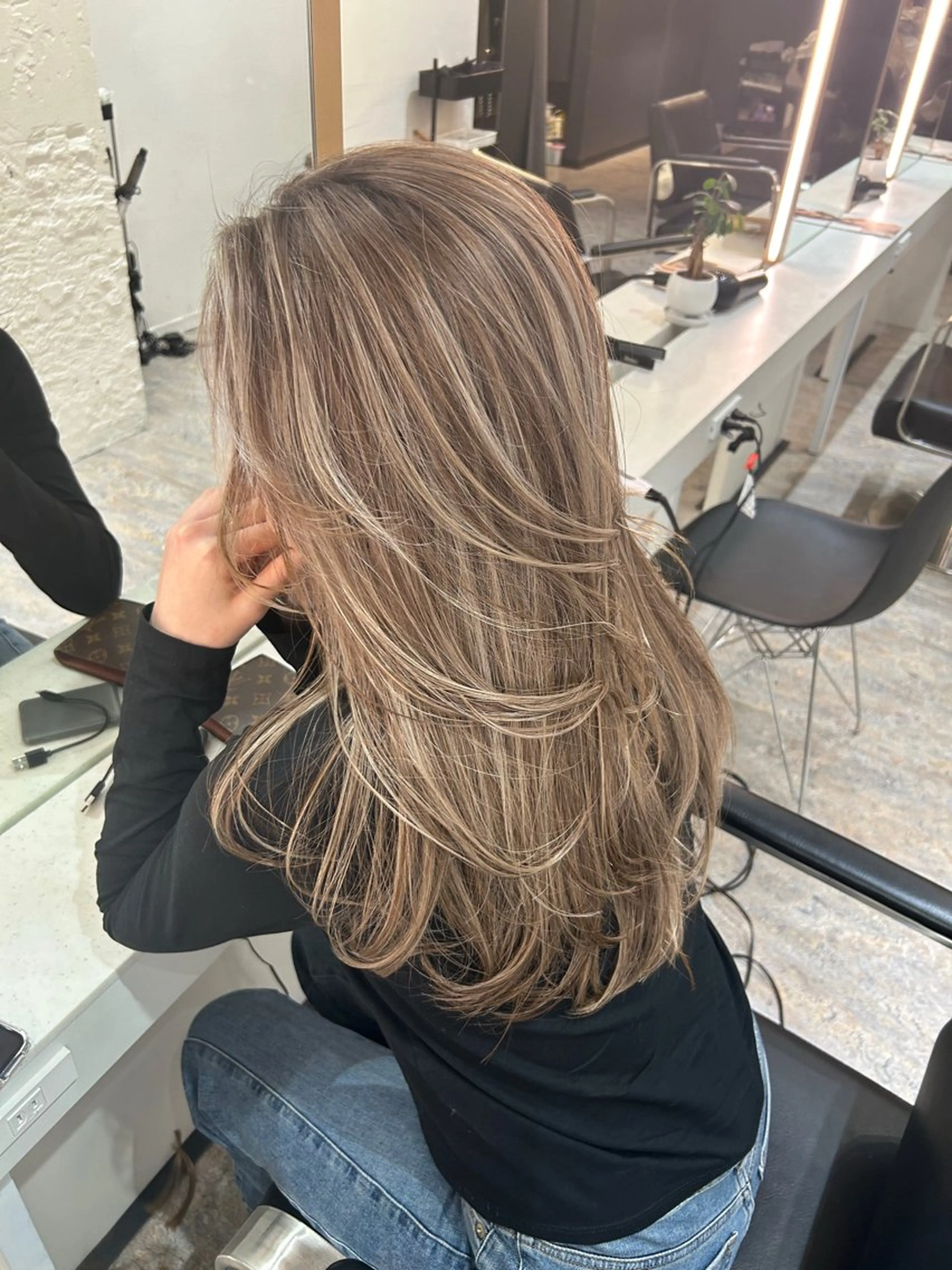 ミディアム カラー ヘアカラー ハイライト白髪ぼかし メンズパーマ渋谷のヘアスタイル