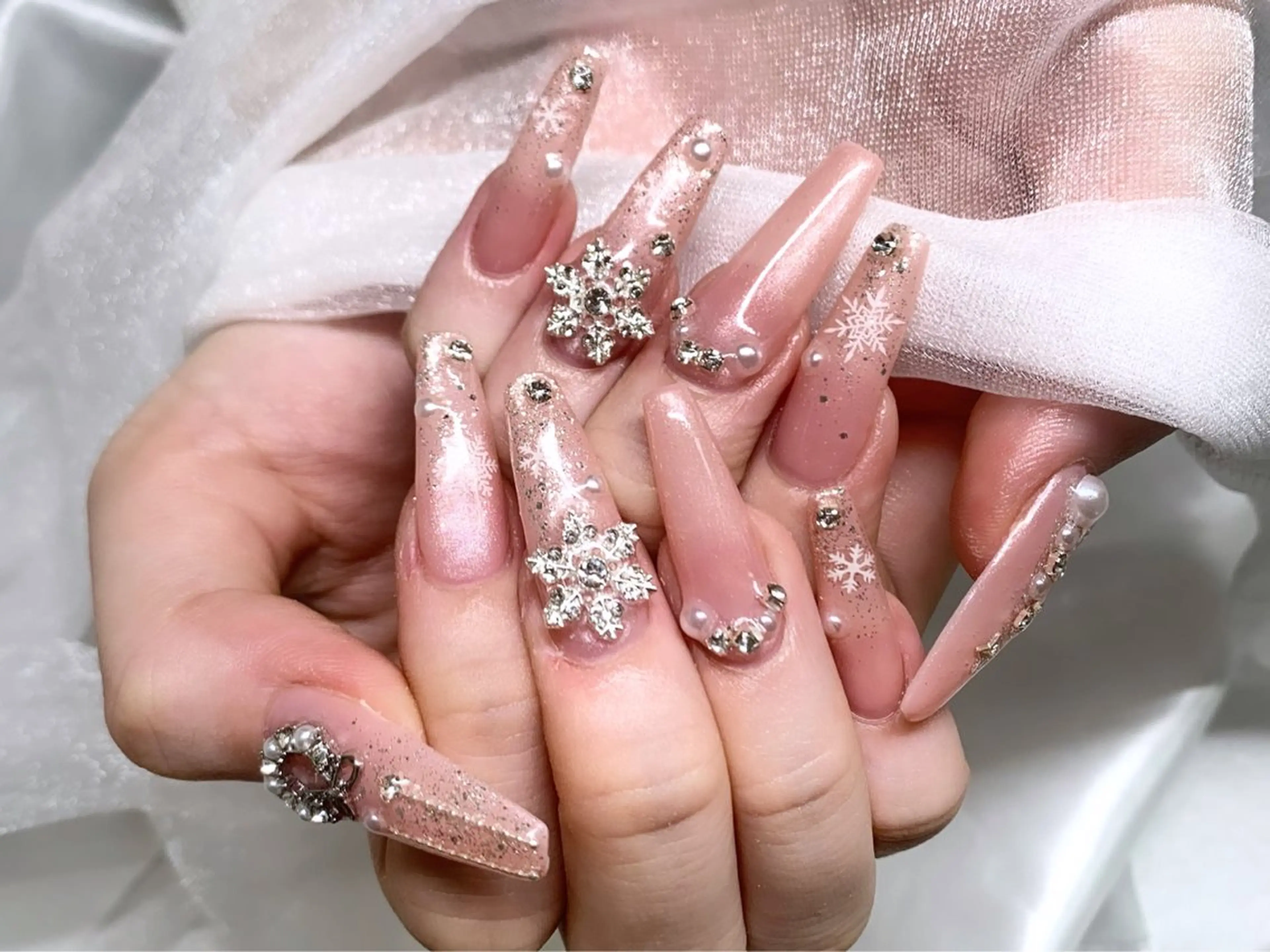 ネイル ハンドネイル Roi〈ロワ〉 Yume🎀のネイルデザイン