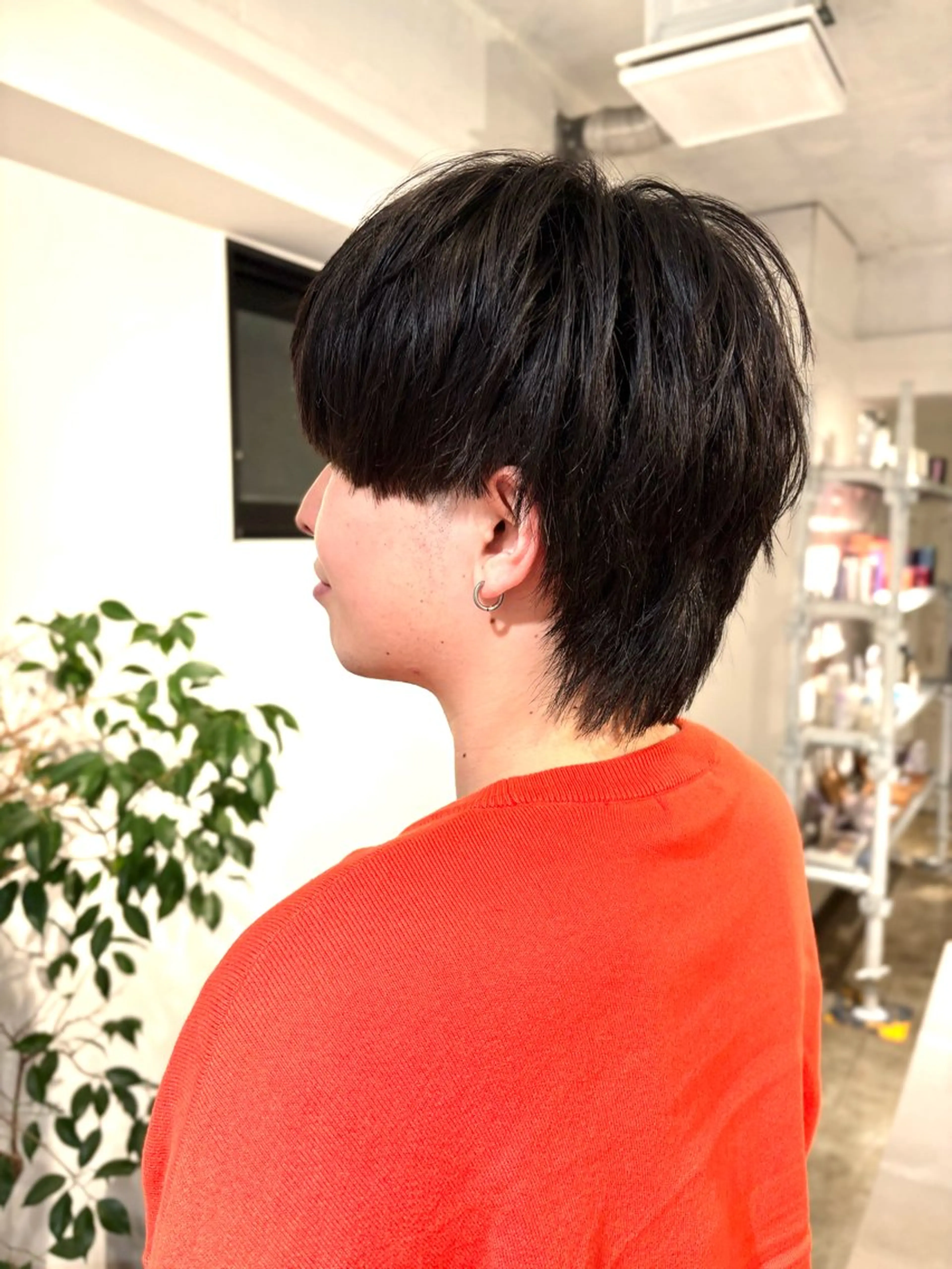 ショート パーマ メンズ センターパート ダウンパーマ フェザーパーマ カルマパーマ メンズ韓国風 カット パーマ 名駅/フェザーパーマ 韓国ヘア/森岡のヘアスタイル