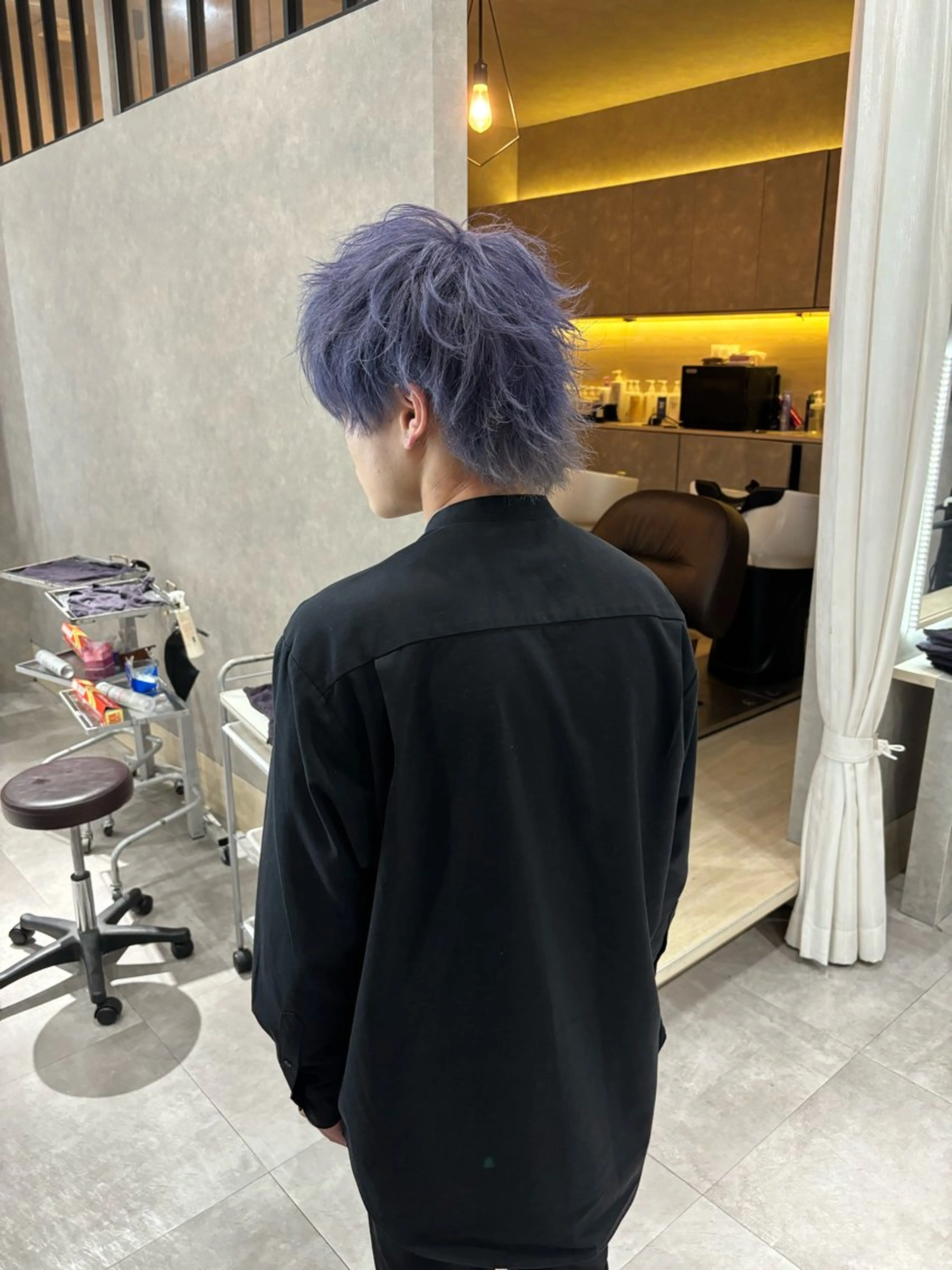 ミディアム メンズ ミディアムパーマ メンズバレイヤージュ メンズブリーチ メンズハイライト メンズインナーカラー カット ヘアカラー トリートメント 長谷川 湧のヘアスタイル