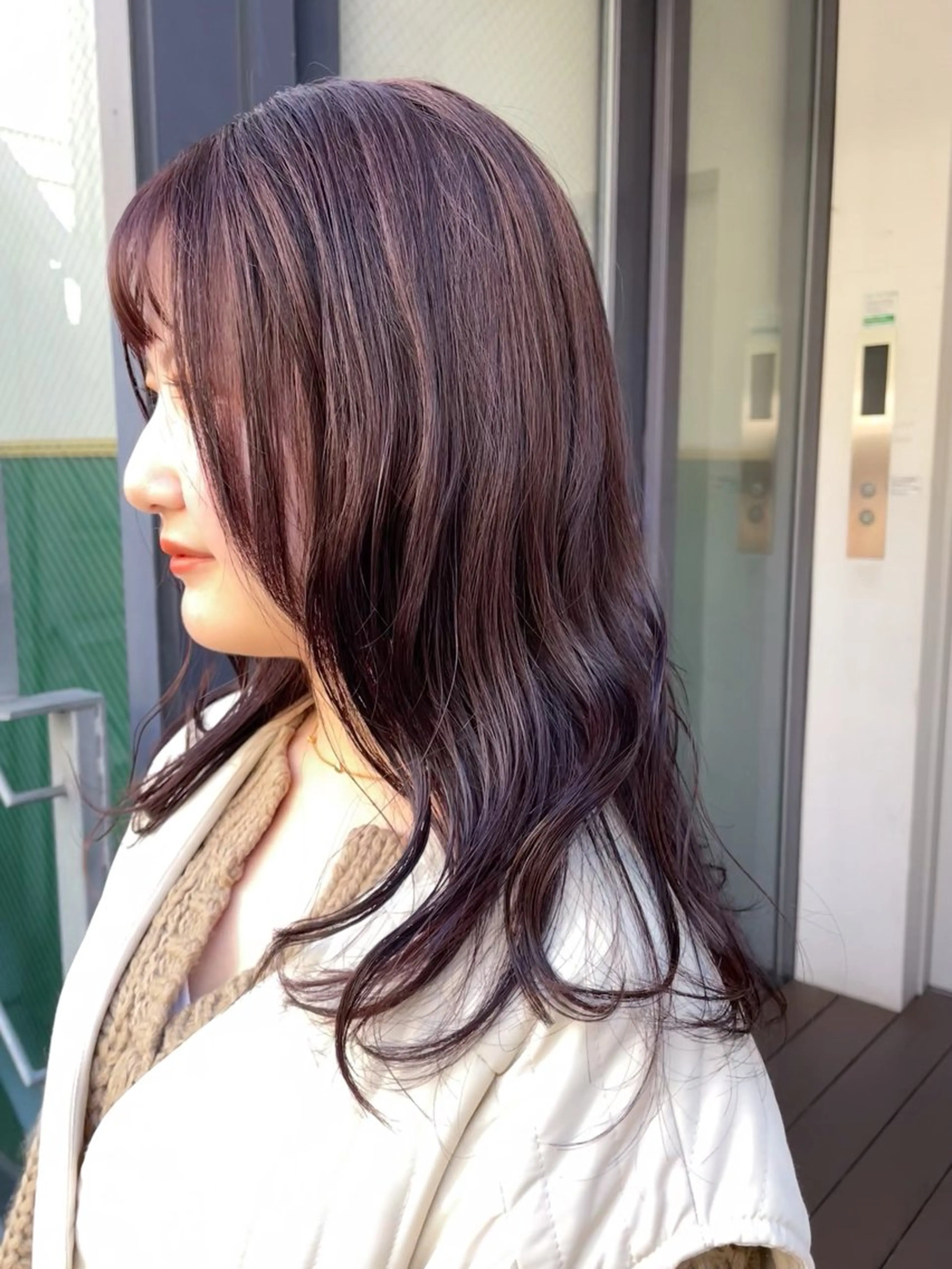 ロング カラー 佐野 えり奈のヘアスタイル