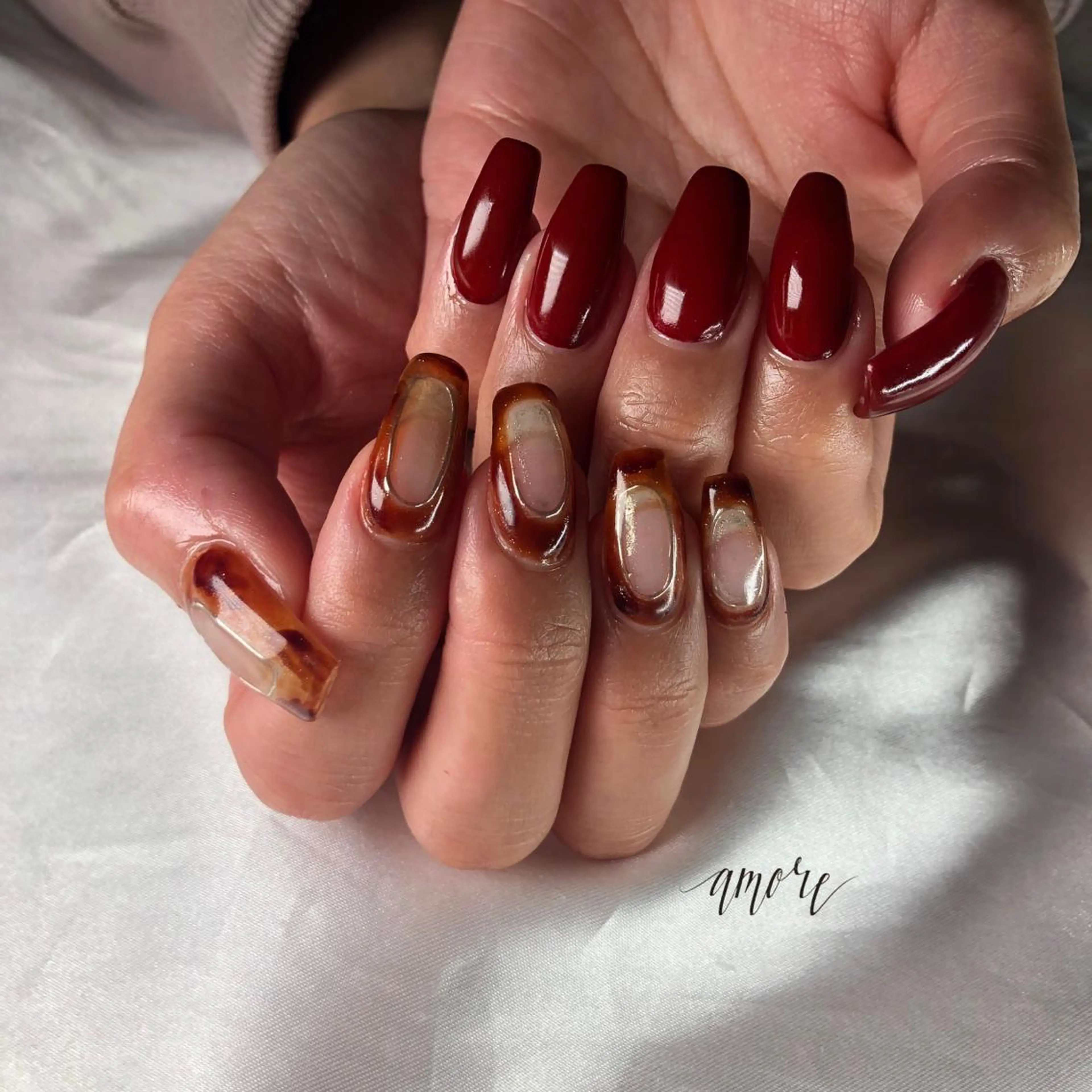 ネイル ジェルネイル 氷ネイル・うるうるネイル キラキラネイル マグネットネイル ミラーネイル You kyehwaのネイルデザイン