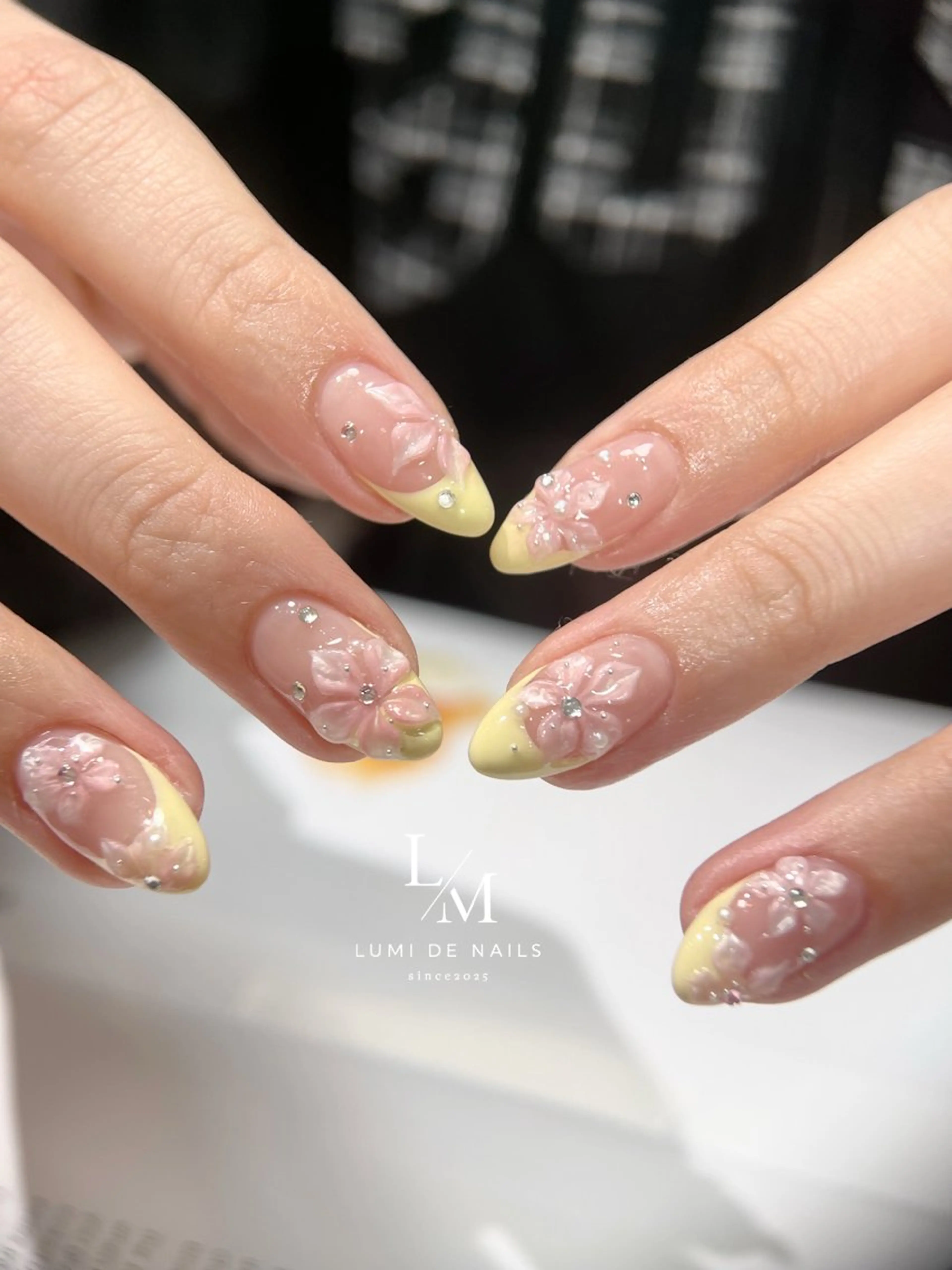 ネイル フレンチネイル グラデーション ラメ(グリッター) マグネットネイル ミラーネイル ハンドネイル Lumi de nailsのネイルデザイン