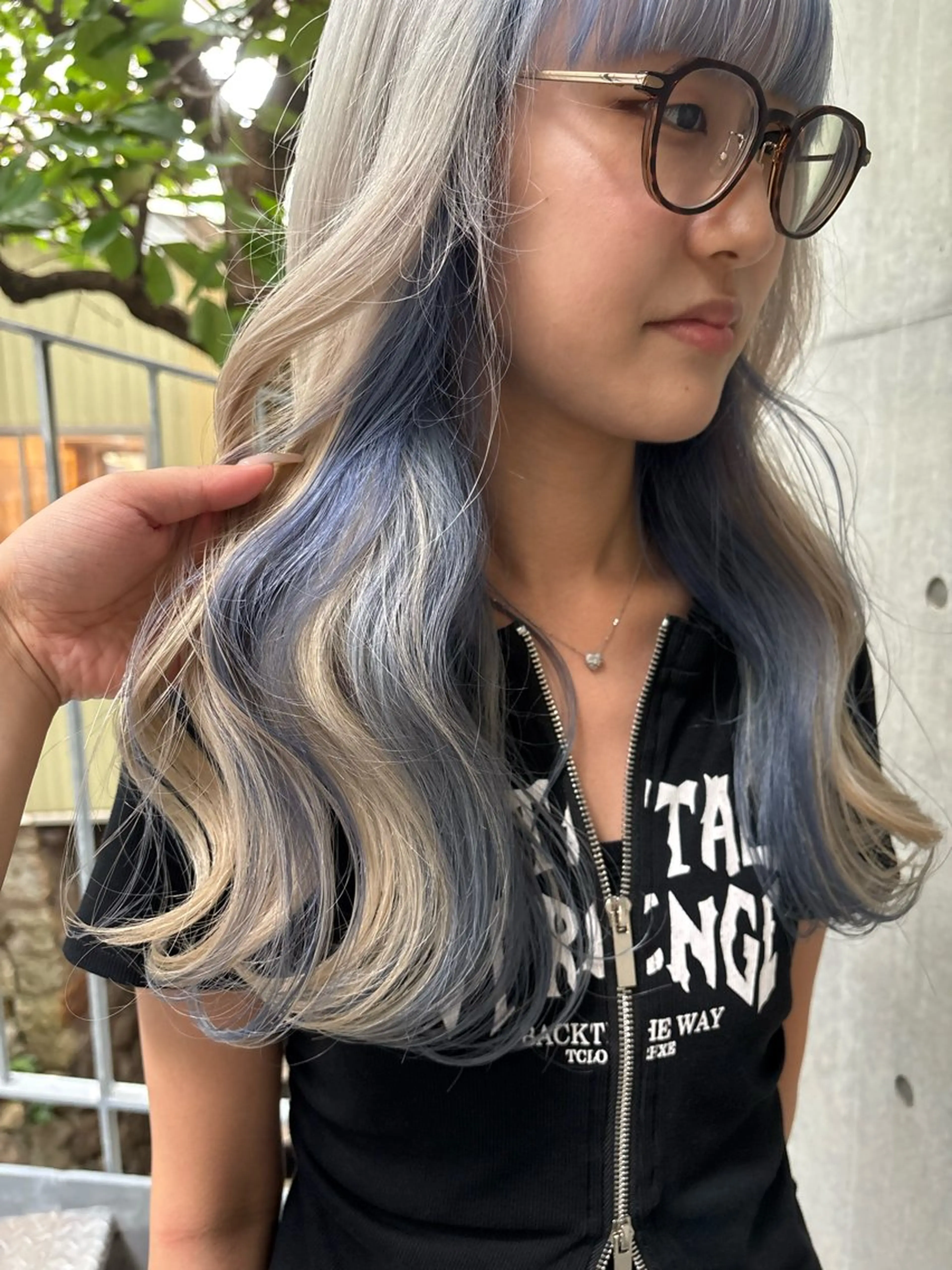 ロング カラー ブリーチ カット ヘアカラー トリートメント トレンドカラー🥣／ ヘアアレンジ✩.*˚のヘアスタイル