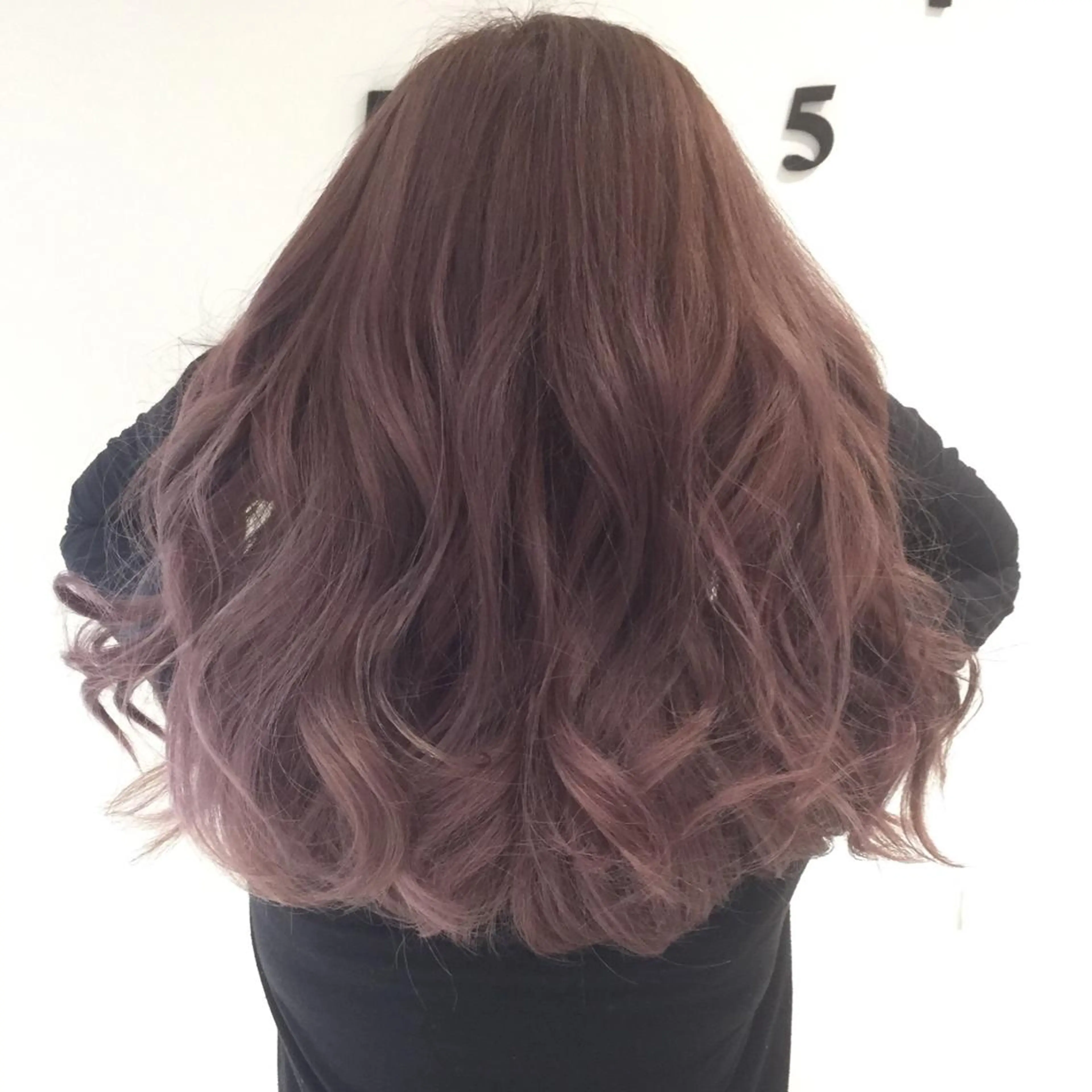 カラー 中林 由佳のヘアスタイル