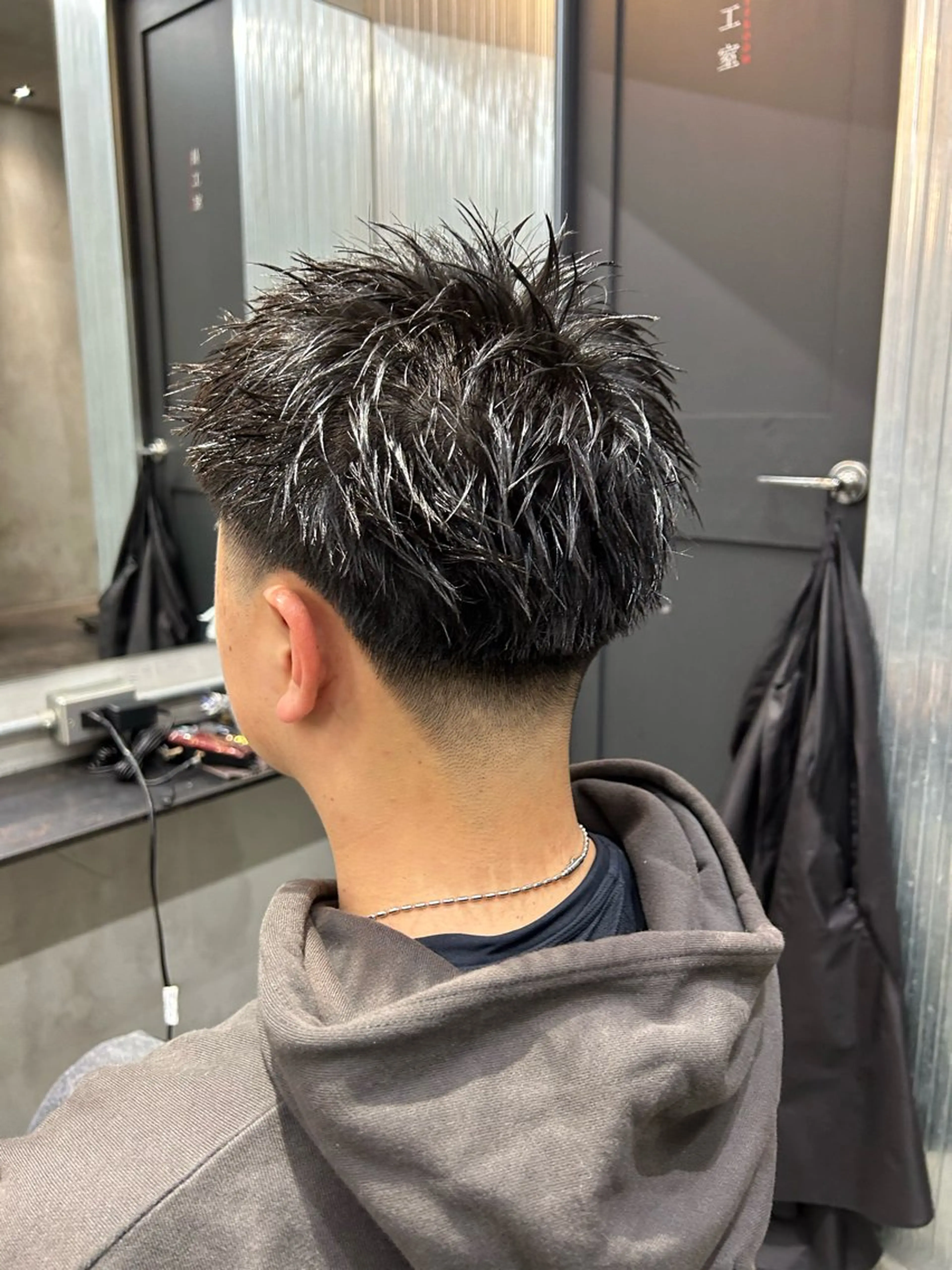 ショート ショートヘア 【明大前フェード/ メンズパーマ/岳】のヘアスタイル
