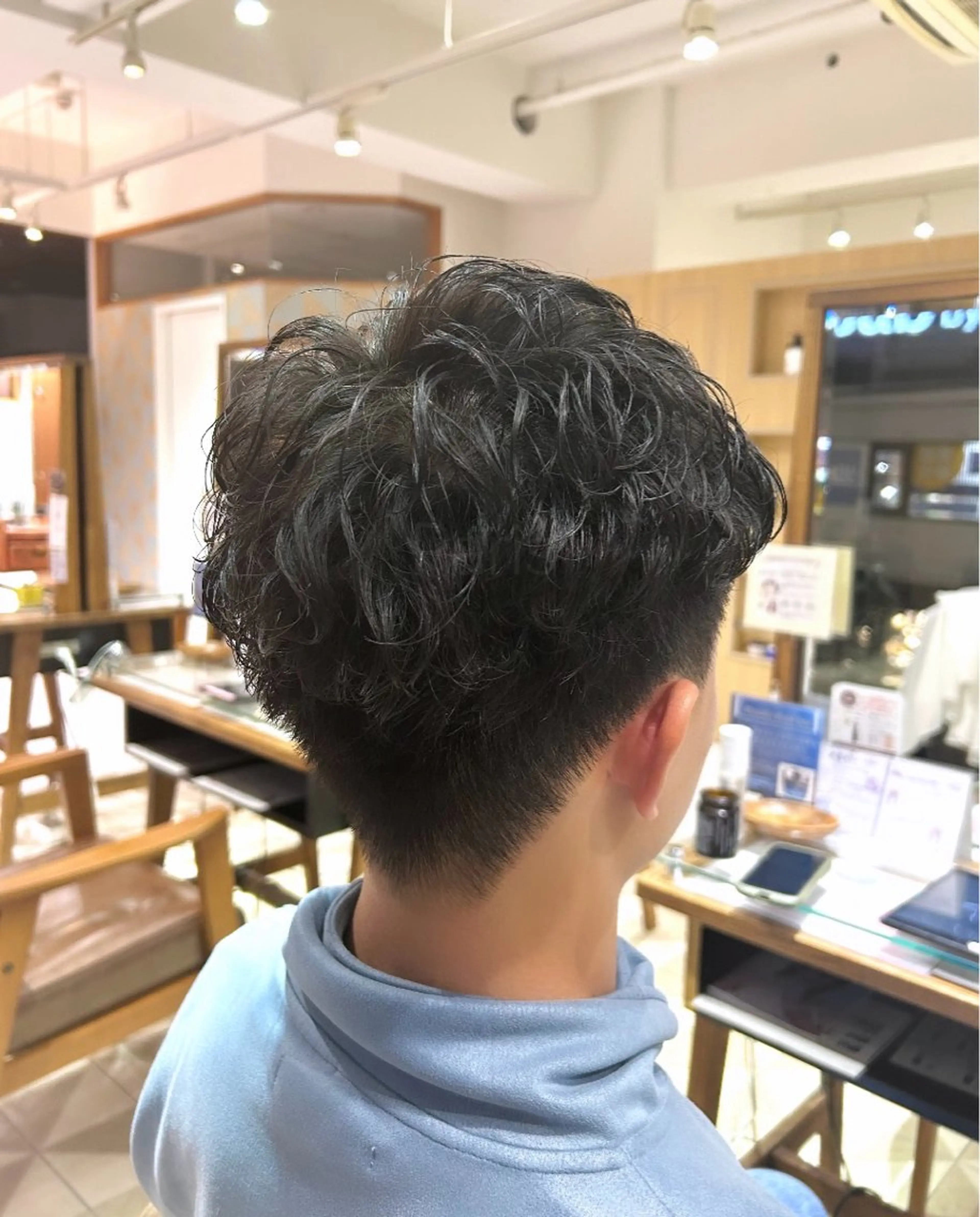 パーマ メンズ 吉水 彩乃 /ボブ/艶感カラーのヘアスタイル