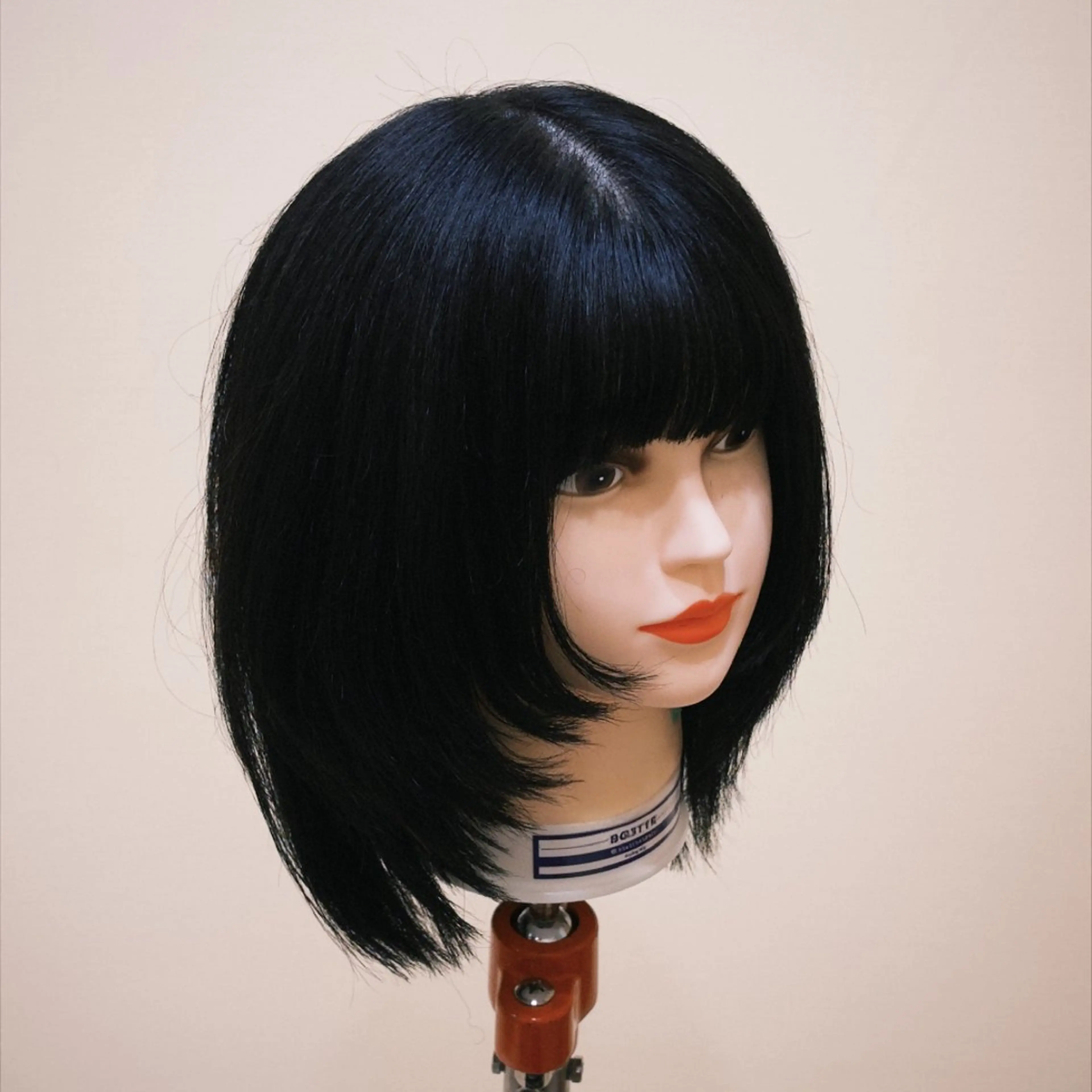 セミロング 顔まわりレイヤー レイヤーカット 鎌田 流沙奈のヘアスタイル