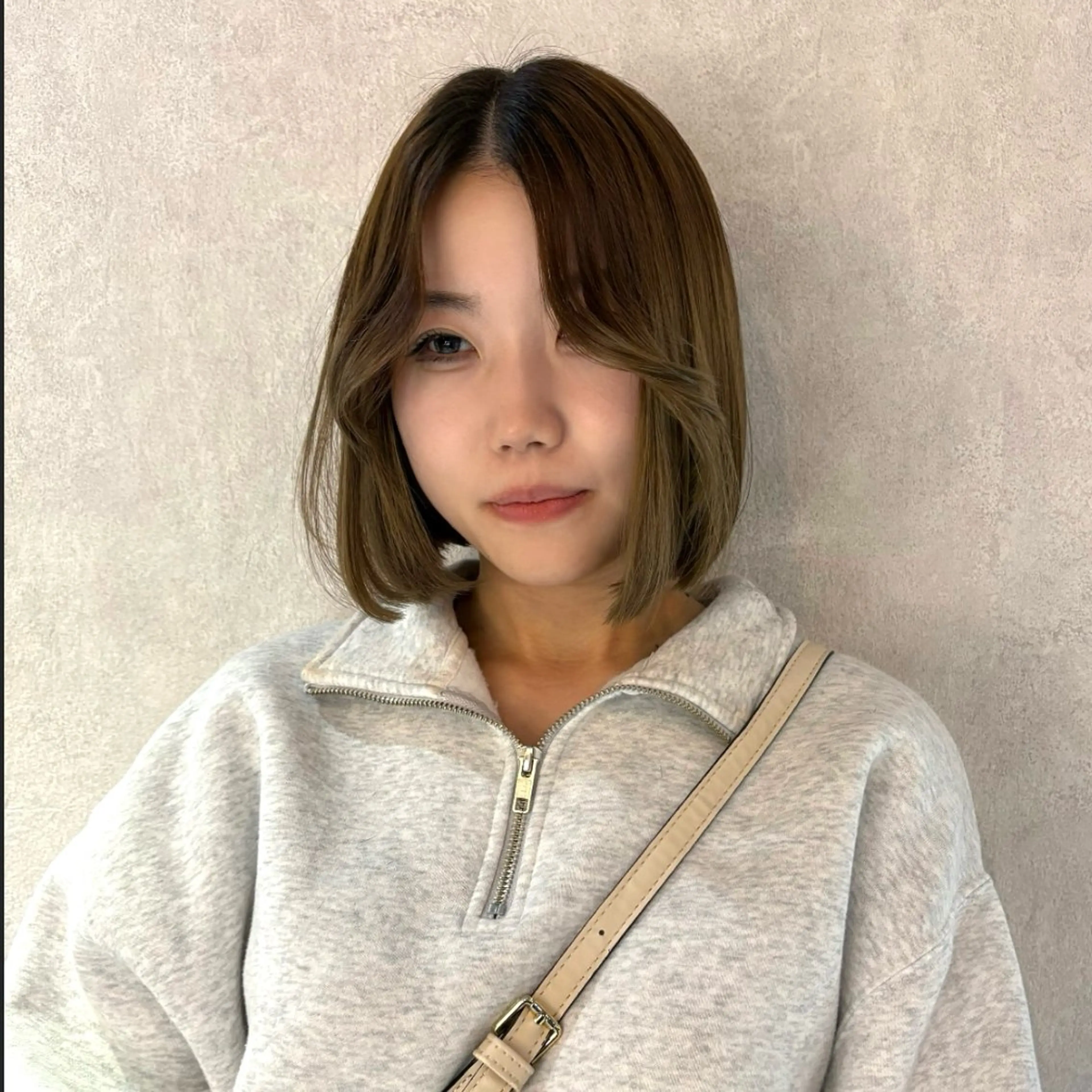 ショート ボブ ★デザインカラー ハイトーン ももか★のヘアスタイル