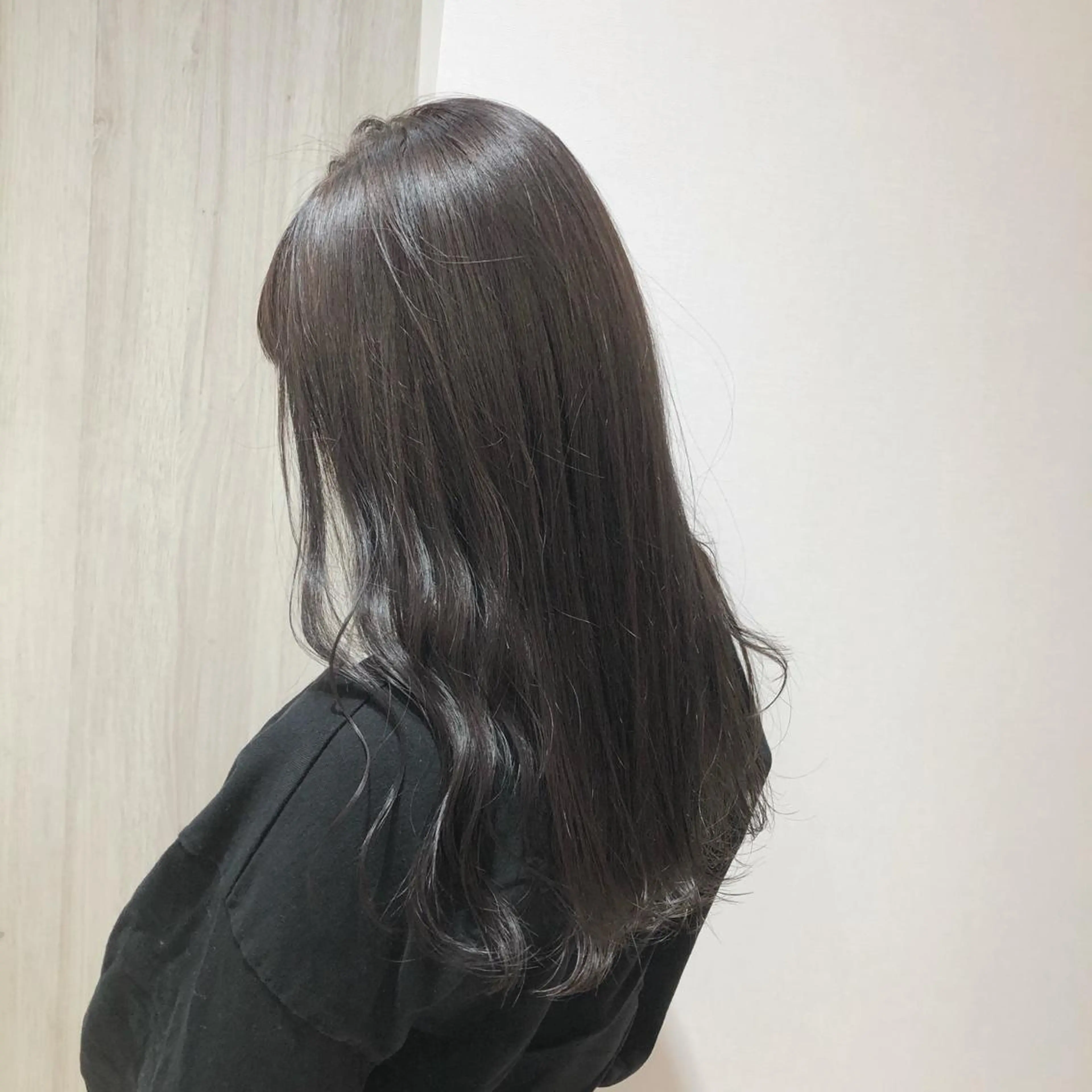 セミロング 岩瀬 翔太のヘアスタイル