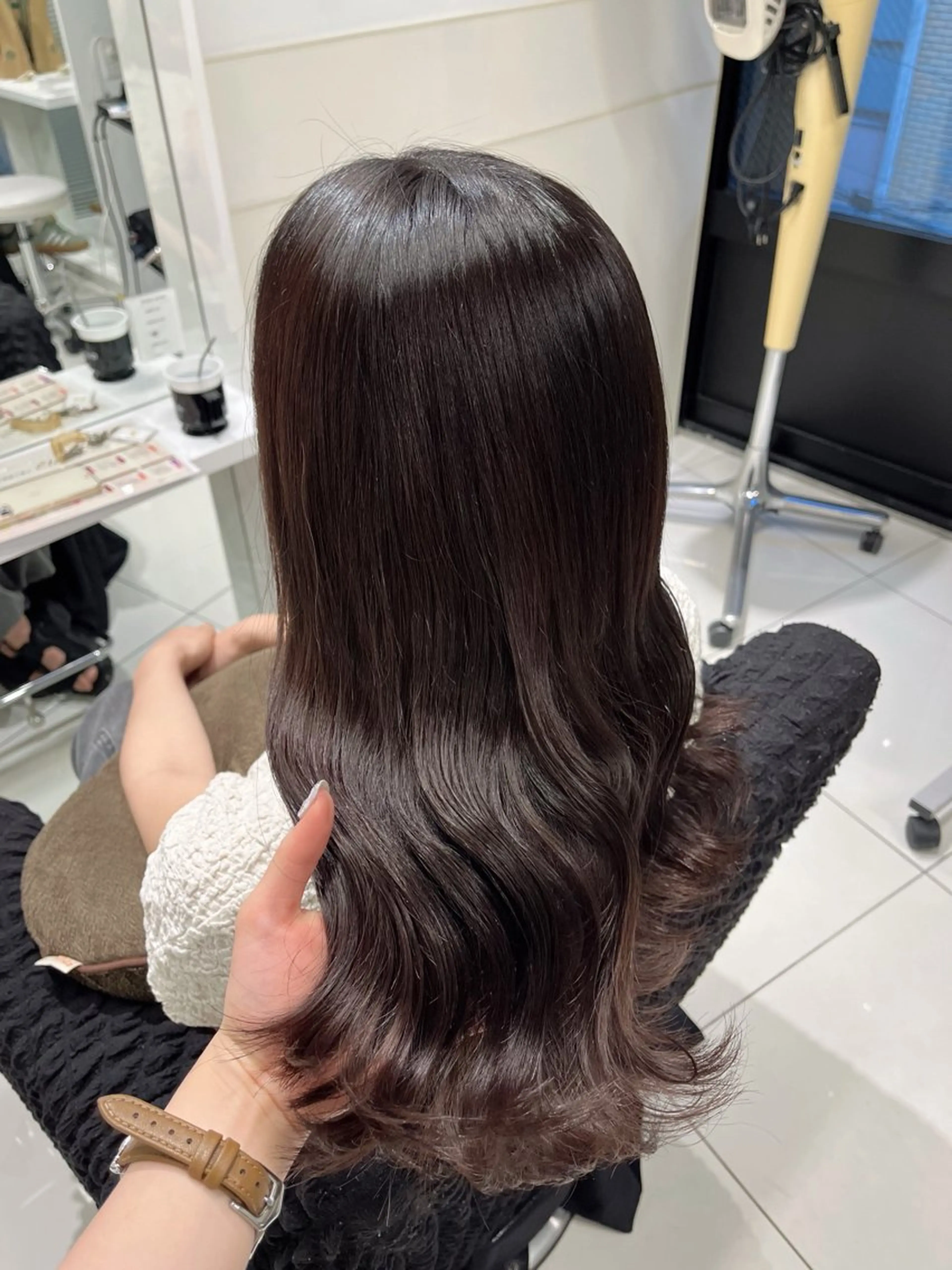 ヘアカラー sena⌇ベージュ⌇ ブリーチなしWカラーのヘアスタイル