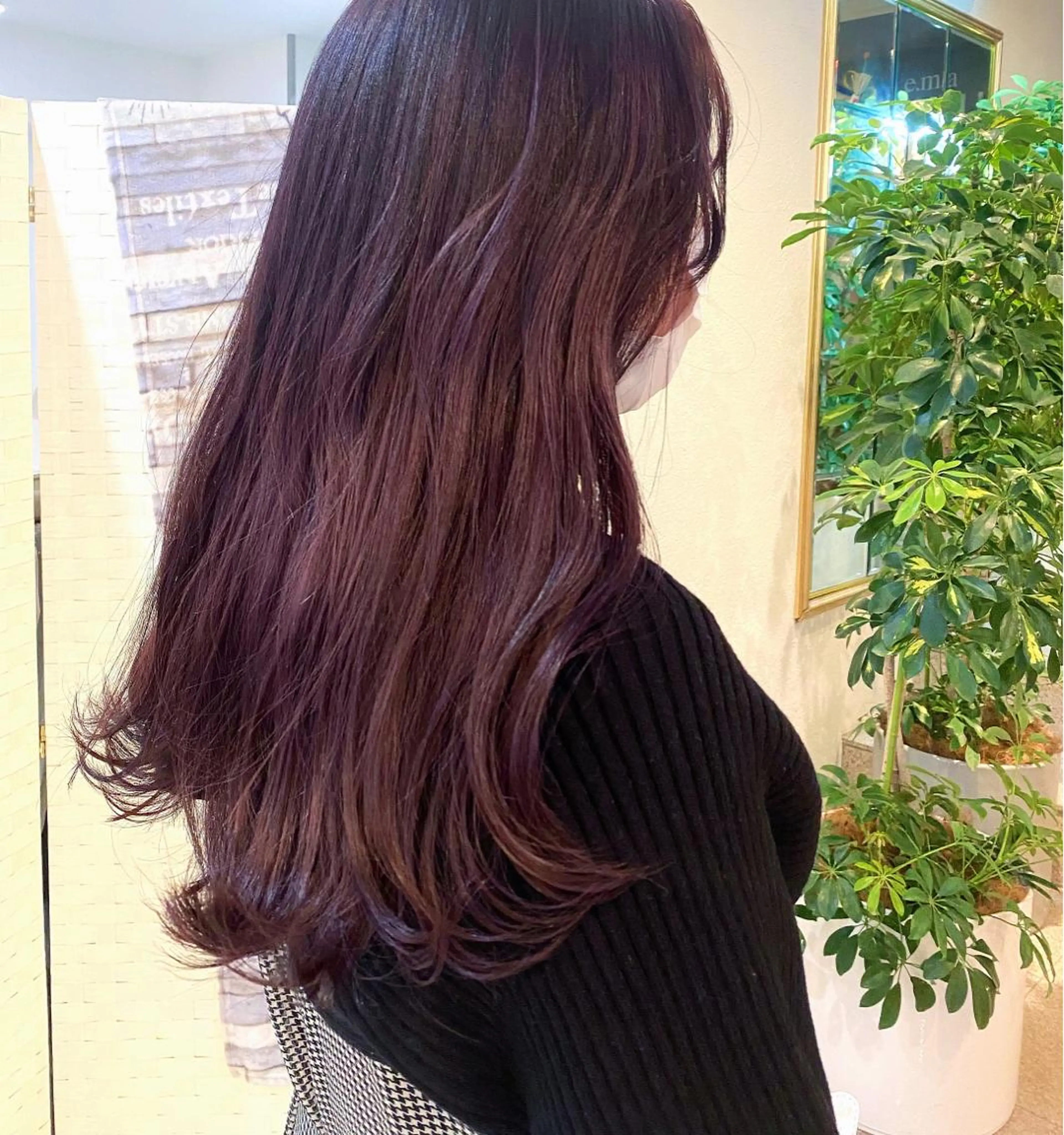 カラー ブリーチ ラベンダーカラー ラベンダーピンク ブリーチなしカラー ピンクカラー 宇佐美 朋香のマツエク・マツパデザイン