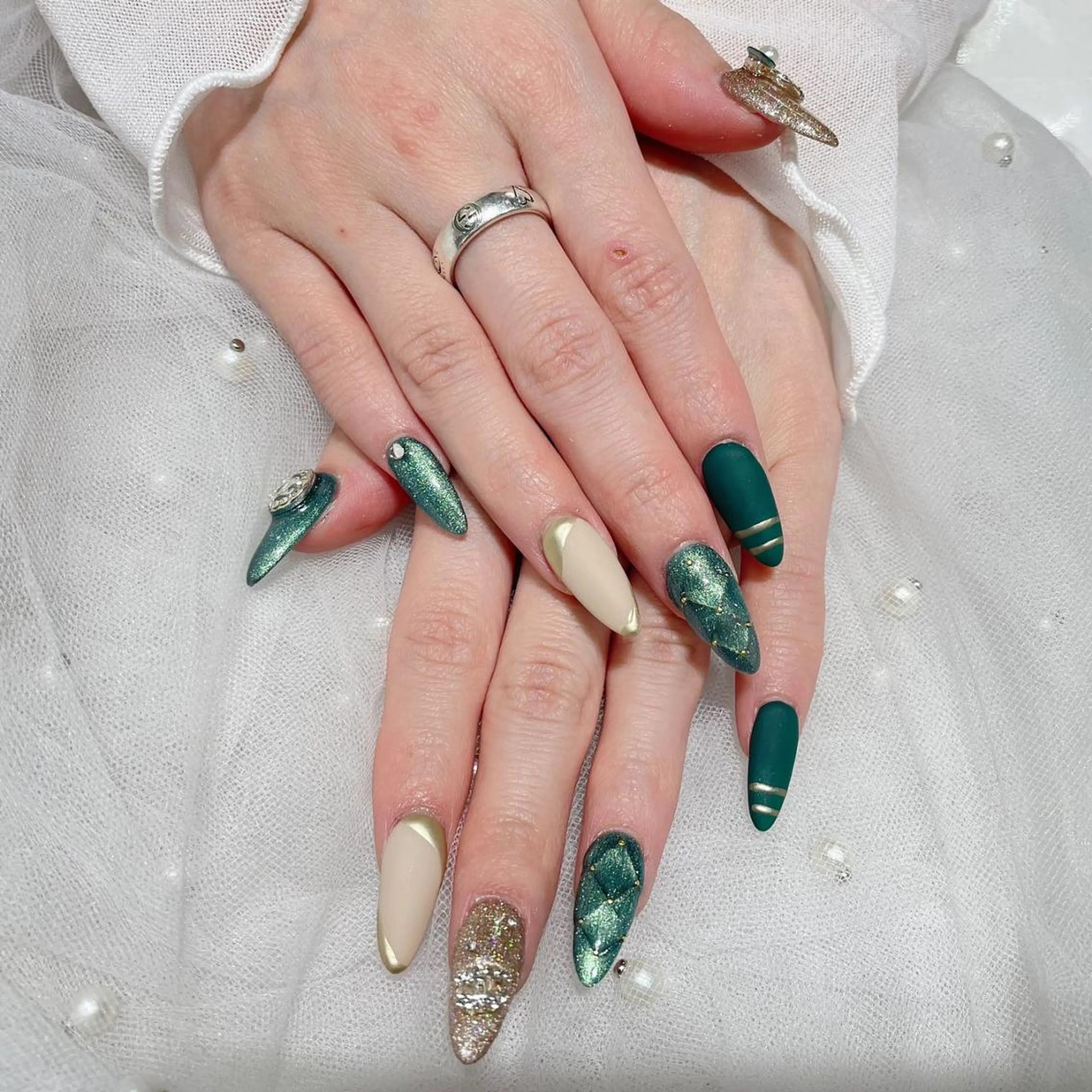 ネイル Queens マオのネイルデザイン