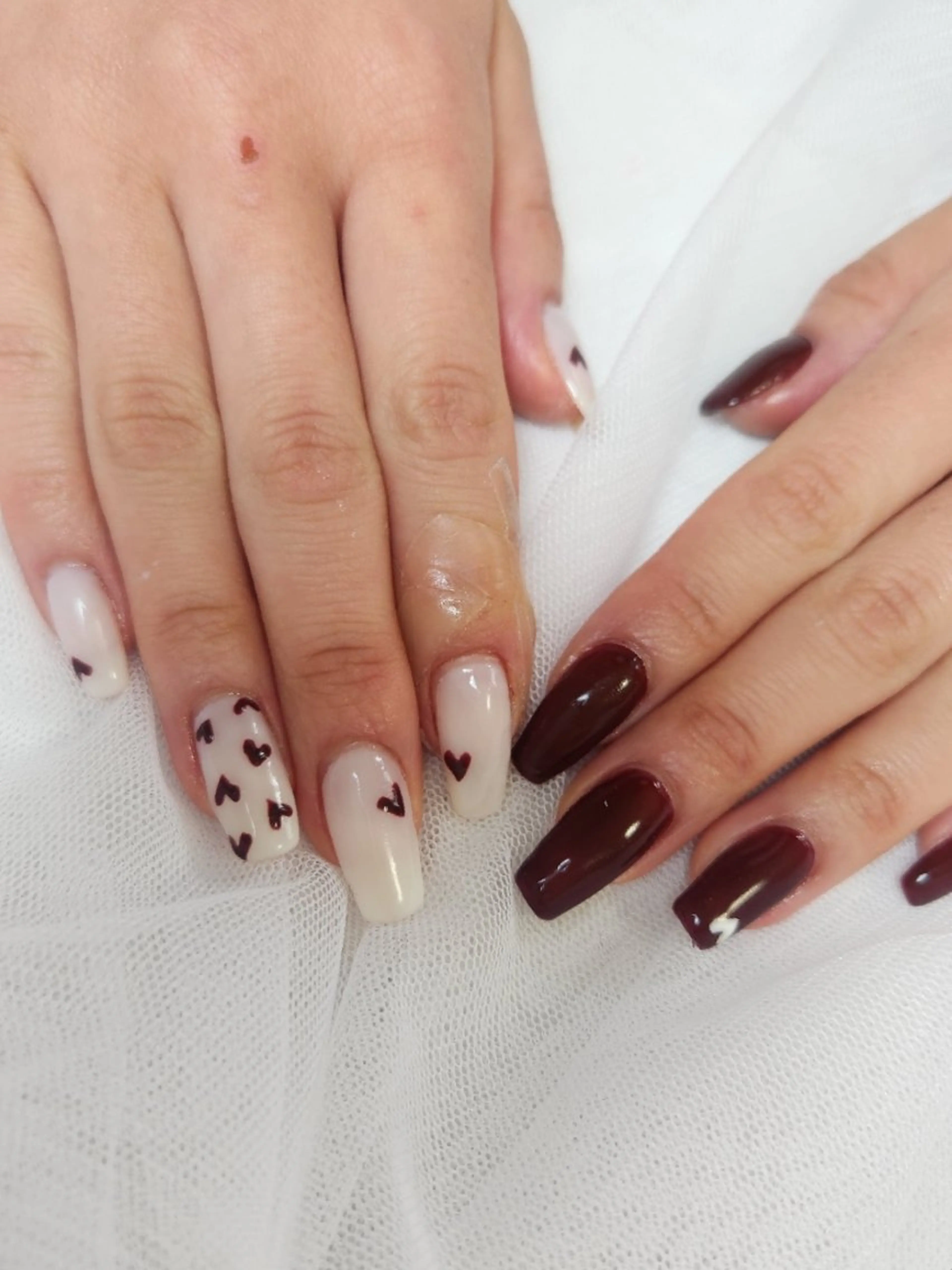 ネイル アートネイル ボルドー ジェルネイル ハート シンプルネイル Nailroom3  古屋明美のネイルデザイン