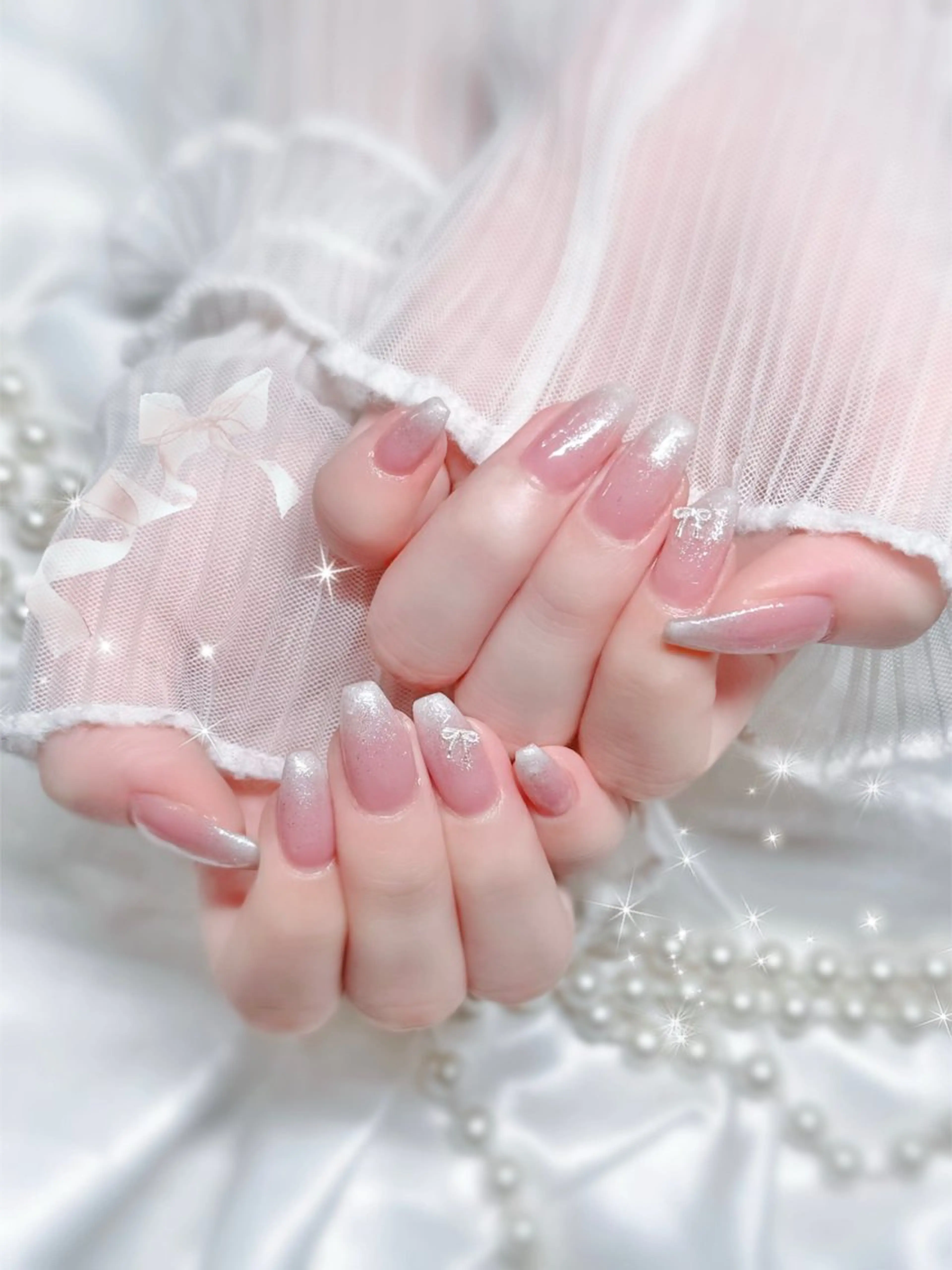 ネイル ラメ(グリッター) ラメグラデーション ハンドネイル ✩.*🎀 aoi🎀のネイルデザイン