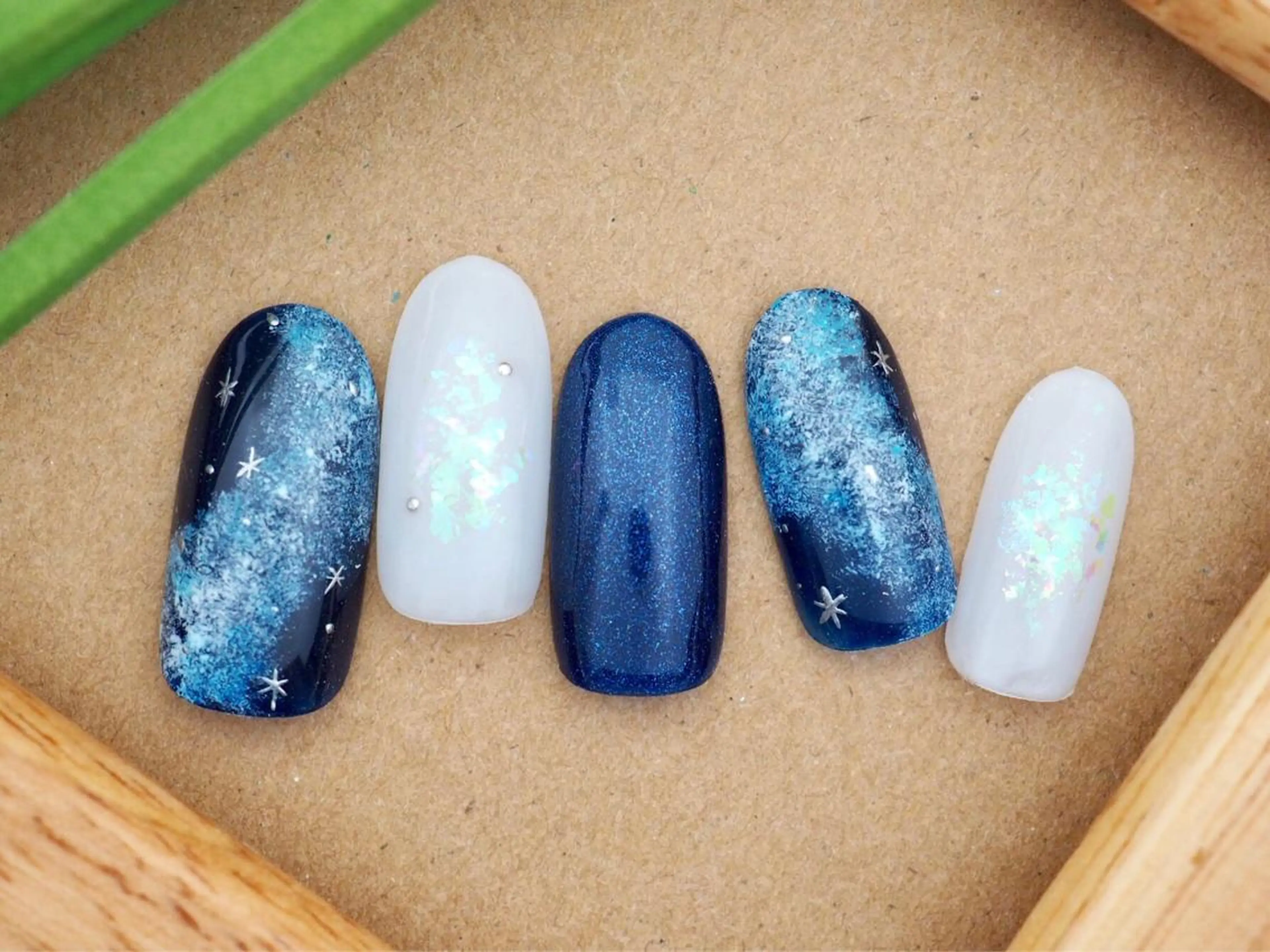 ネイル トップネイリスト Ribbon立川店のネイルデザイン