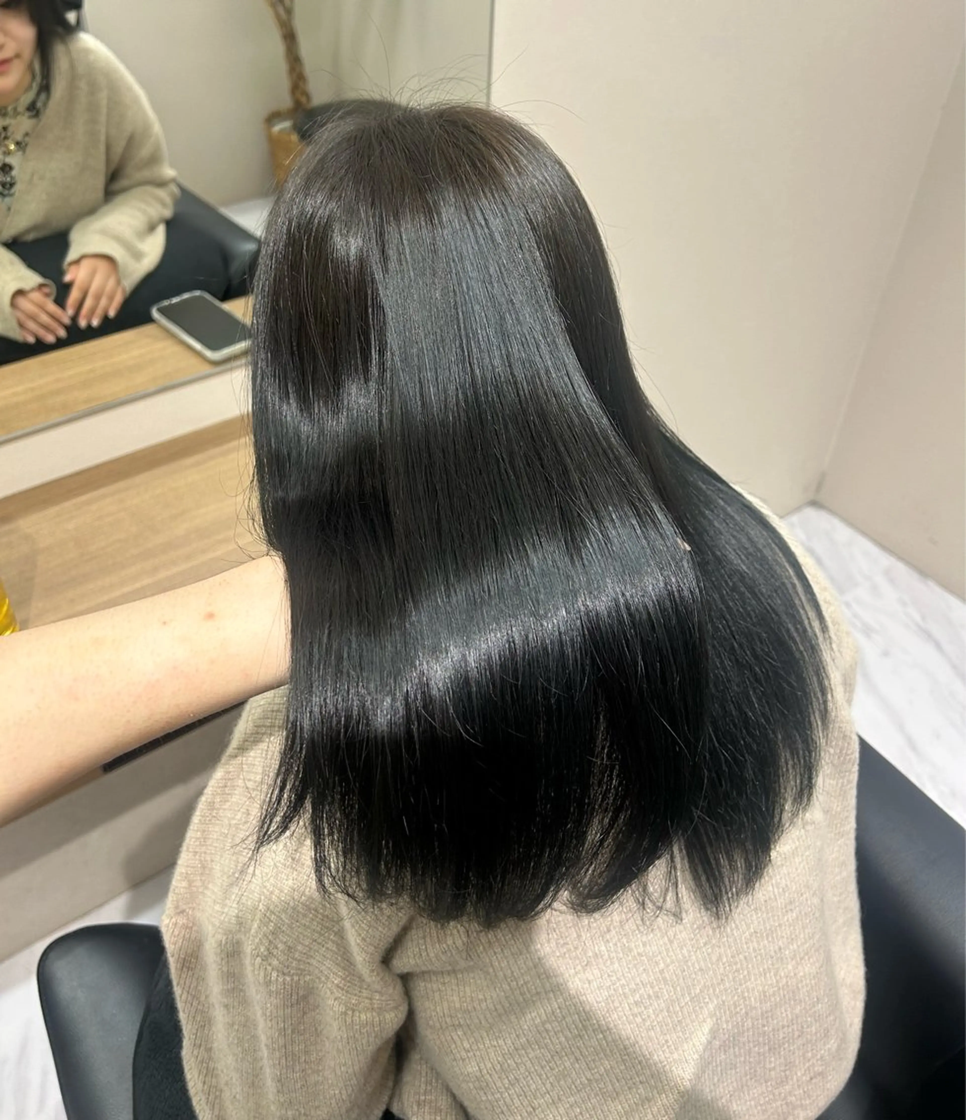 セミロング カット 縮毛矯正 骨格/顔型/伏見/ 佐藤 里菜のヘアスタイル