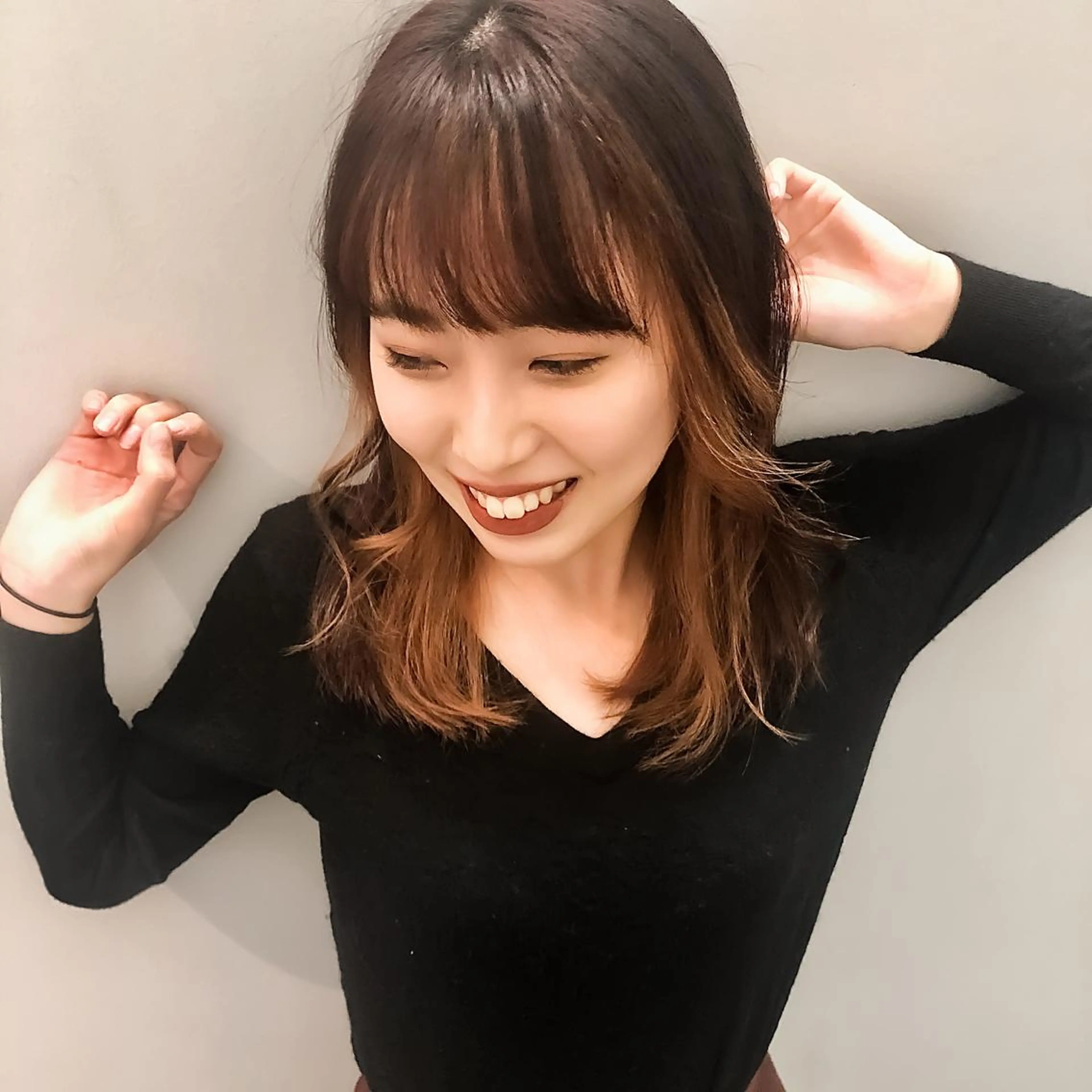 ロング カラー ベージュカラー ブリーチ インナーカラー 柏木  彩花のヘアスタイル