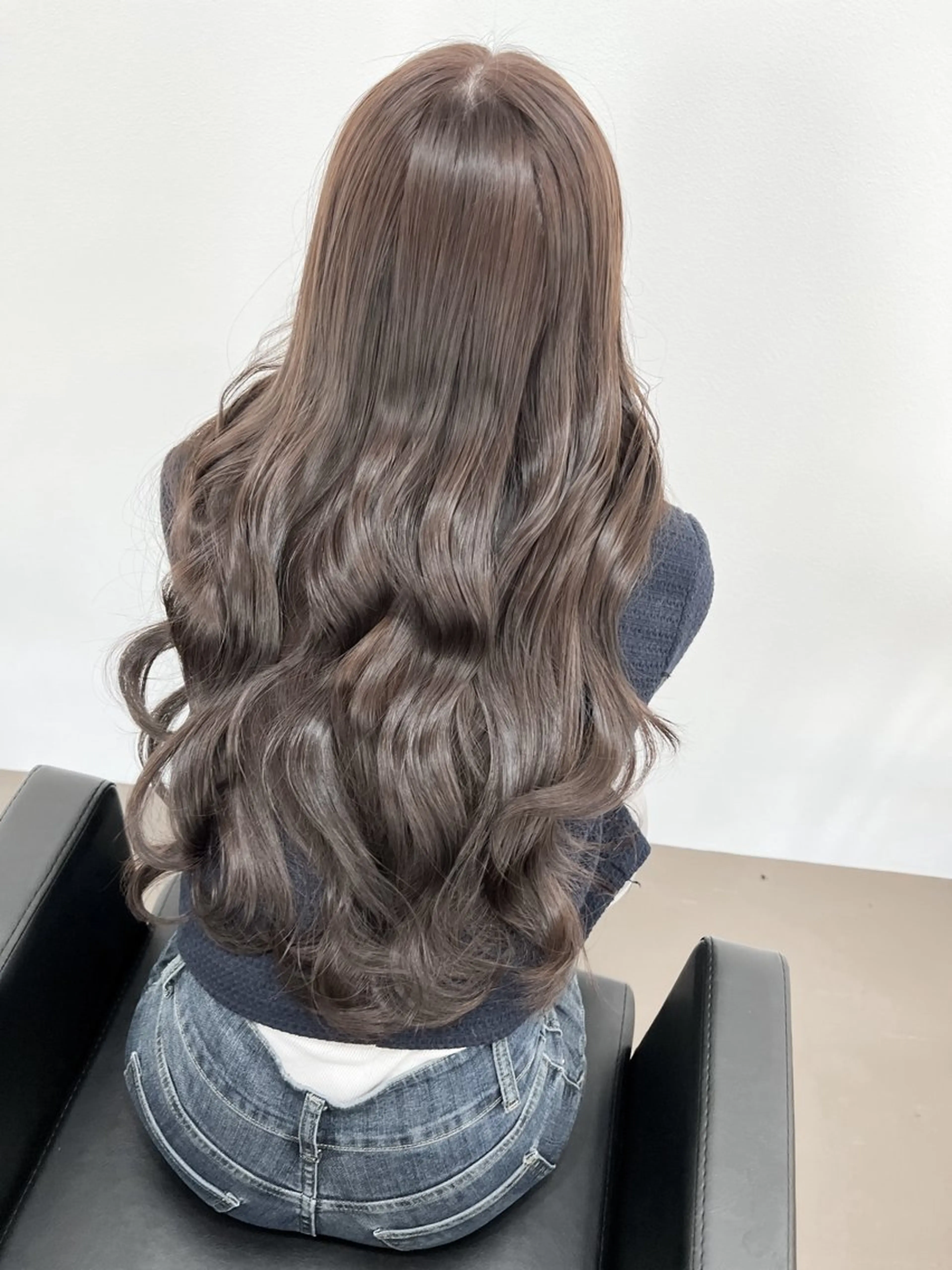 ロング カラー 透明感カラー グレージュ ラベンダーカラー ラベンダーグレージュ ラベンダーグレー 神戸ボブ✂️ ioe三宮/田 伸佳のヘアスタイル