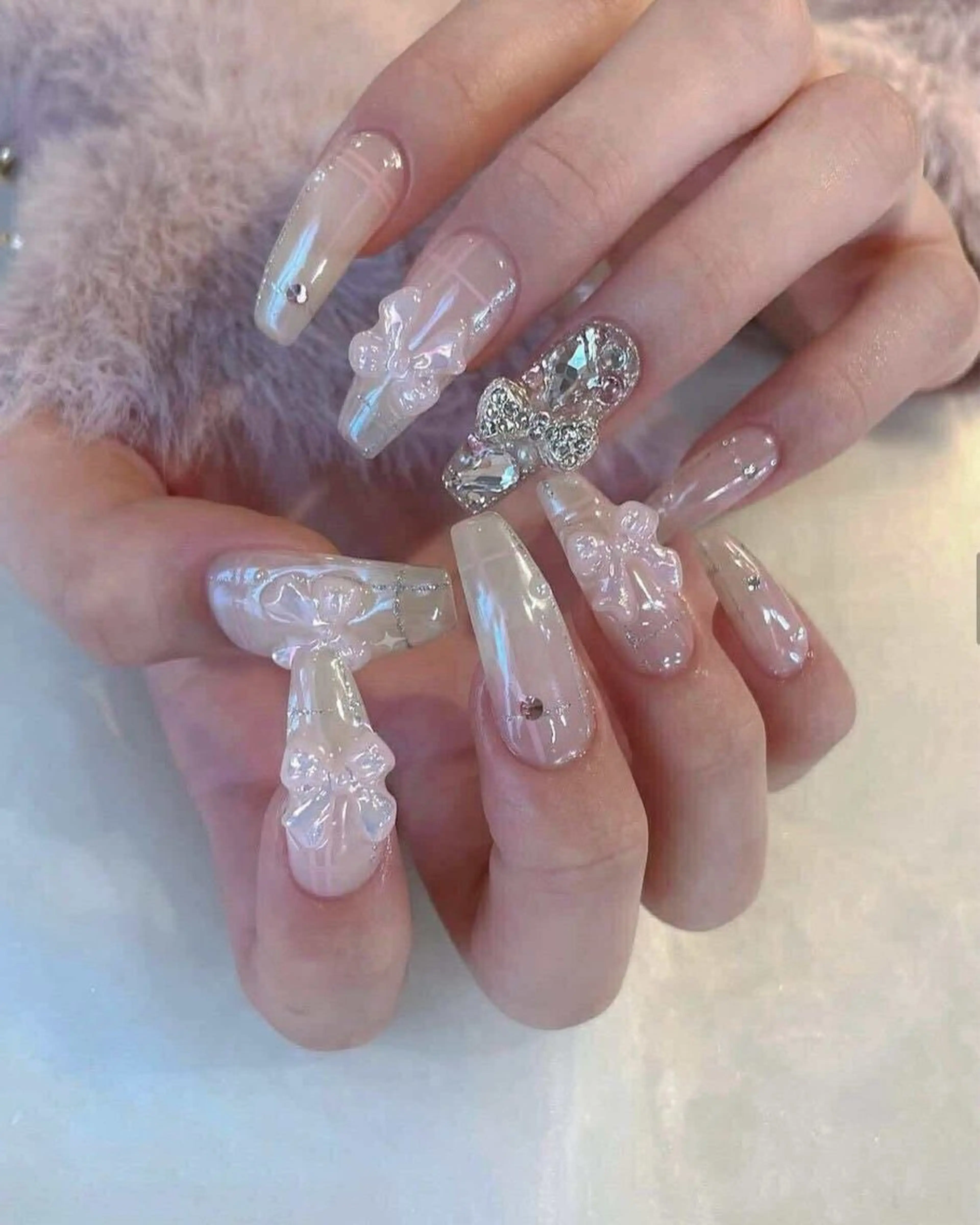 ネイル フットネイル フレンチネイル グラデーション キラキラネイル マグネットネイル ハンドネイル Lina nailのネイルデザイン