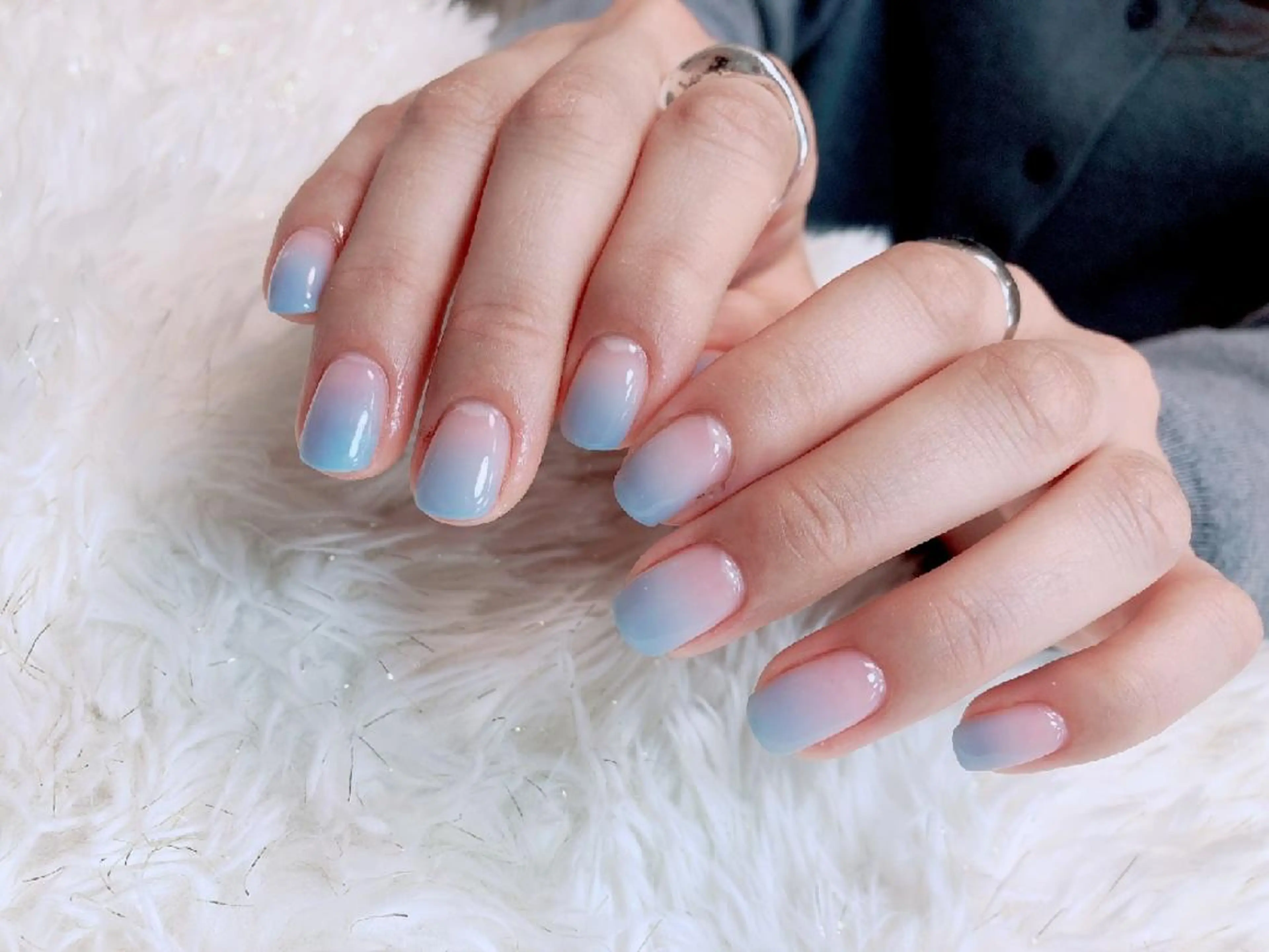 ショート ネイル グラデーション ☺︎山部 志麻☺︎のネイルデザイン