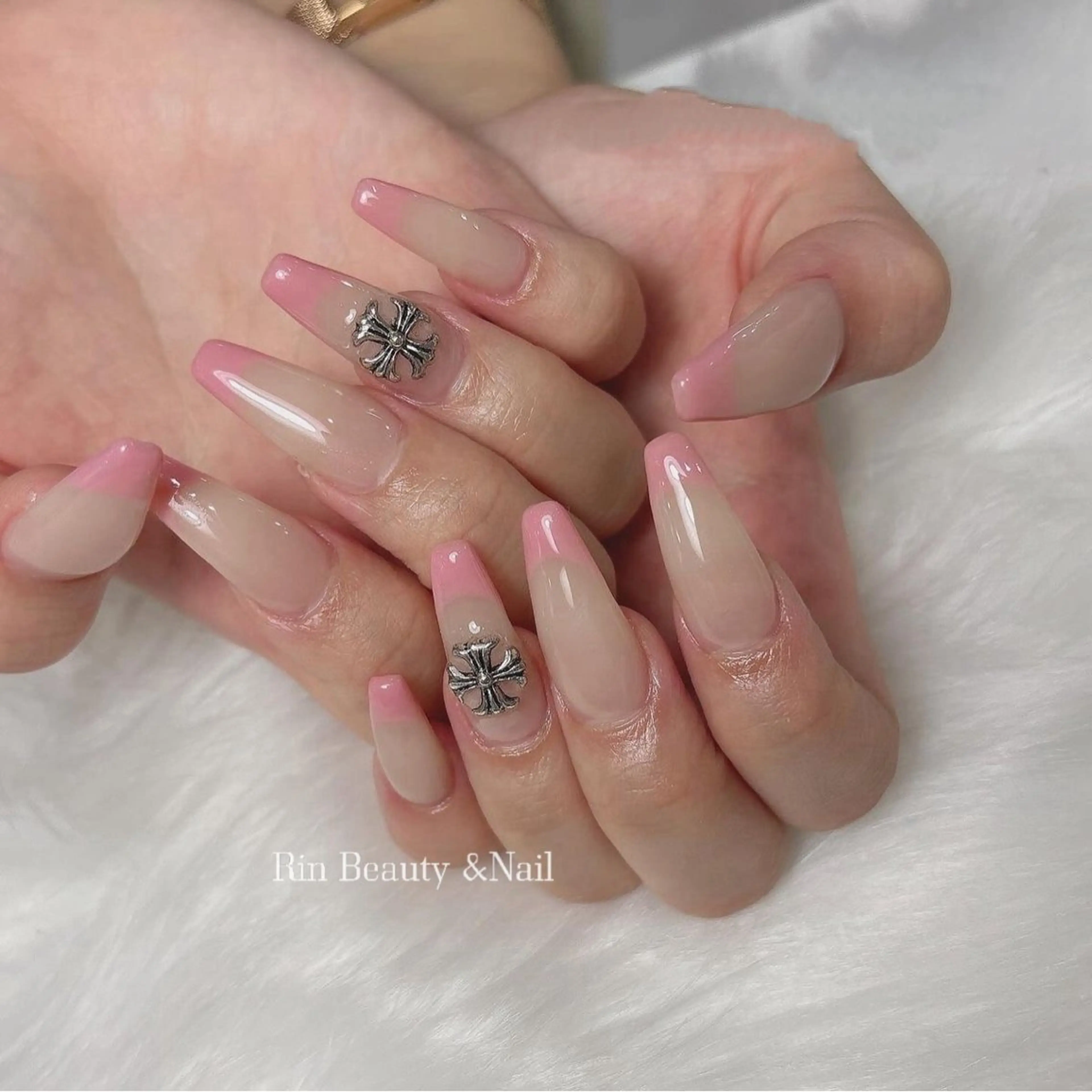 ネイル アートネイル フレンチネイル ジェルネイル 韓国ネイル ミラーネイル Rin Nail 新大久保店のネイルデザイン